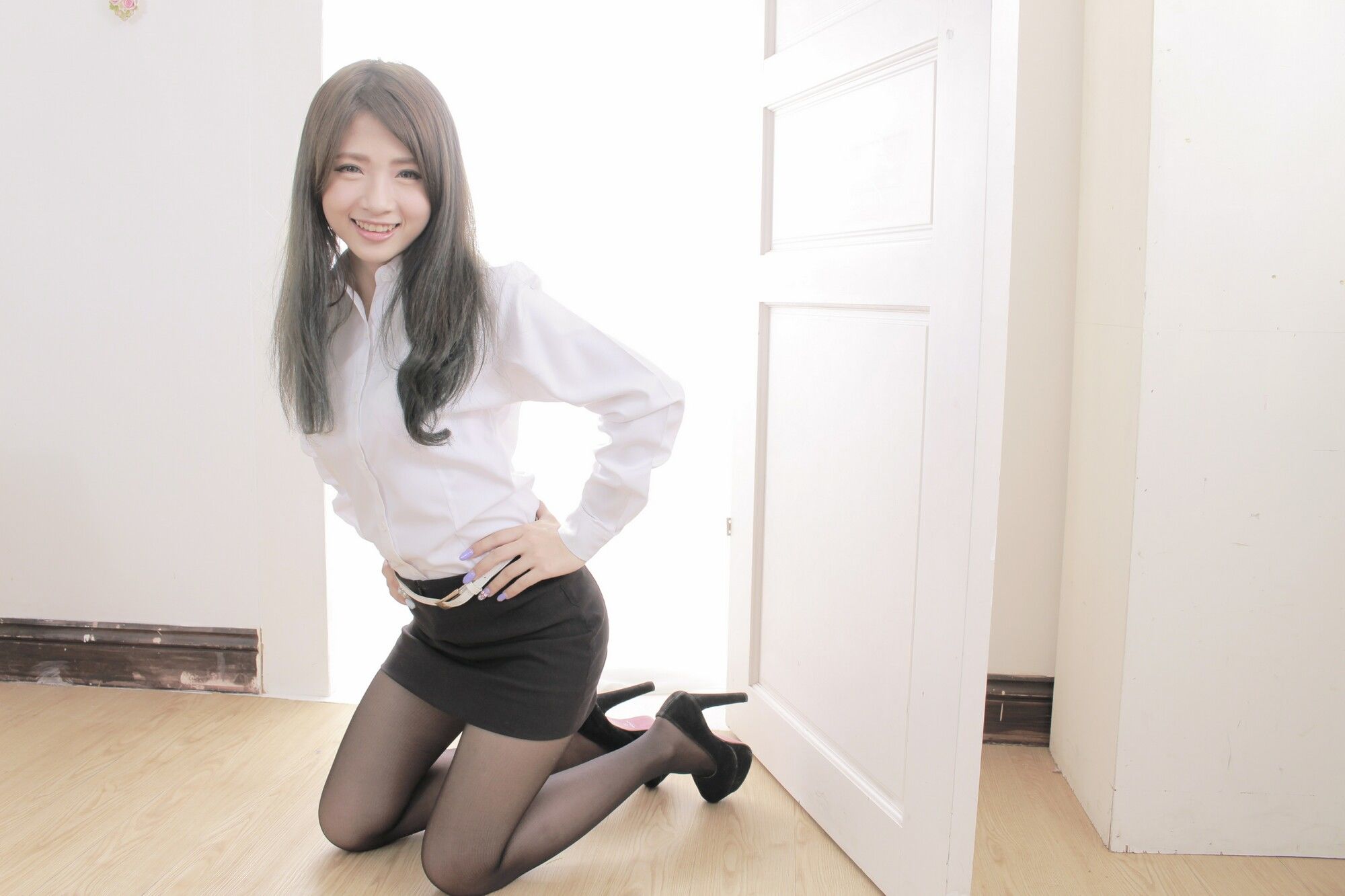 胡安绮 - 米果OL棚拍-图16