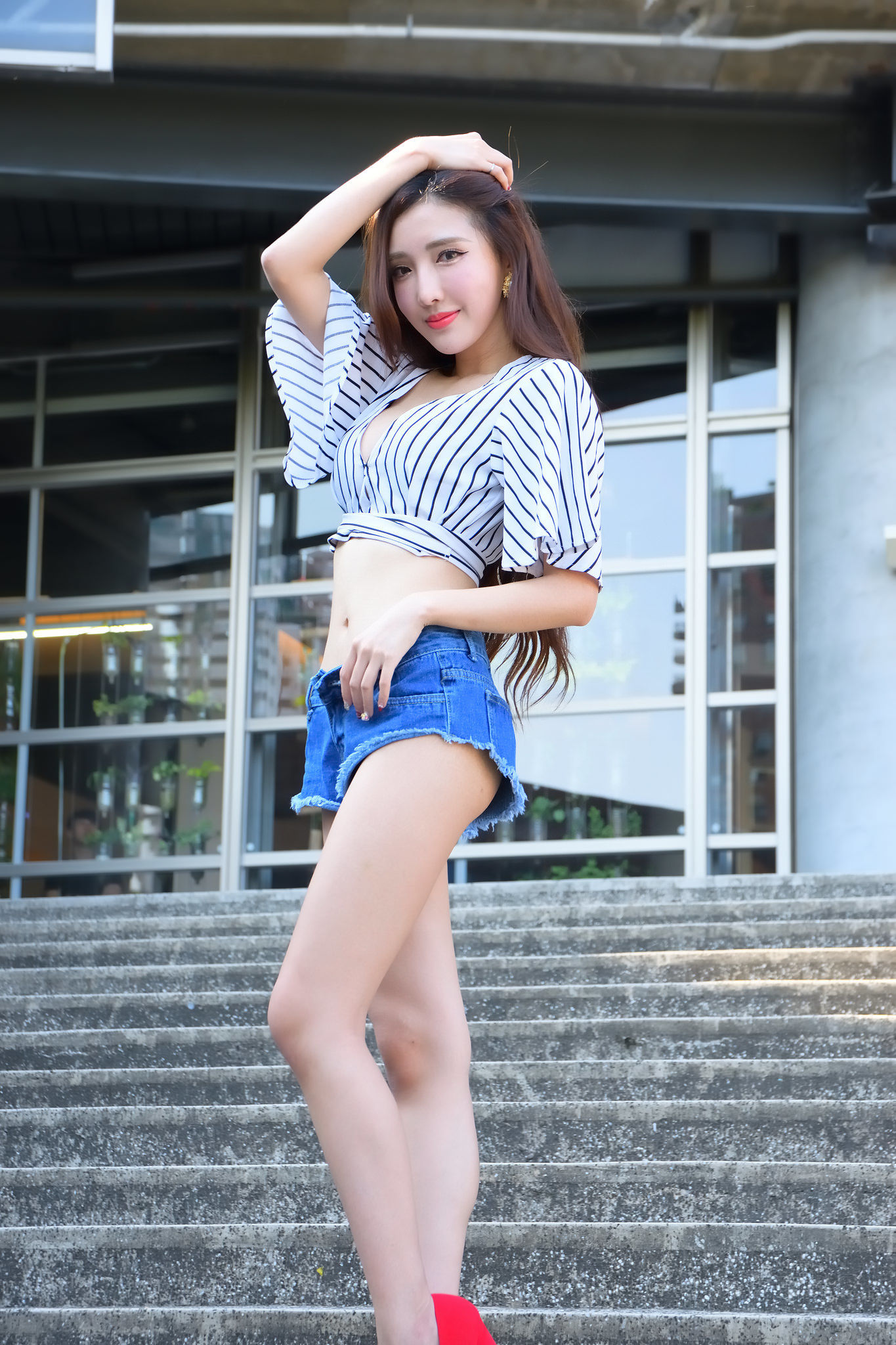 赵芸Syuan《成熟长腿美女街拍》-图32