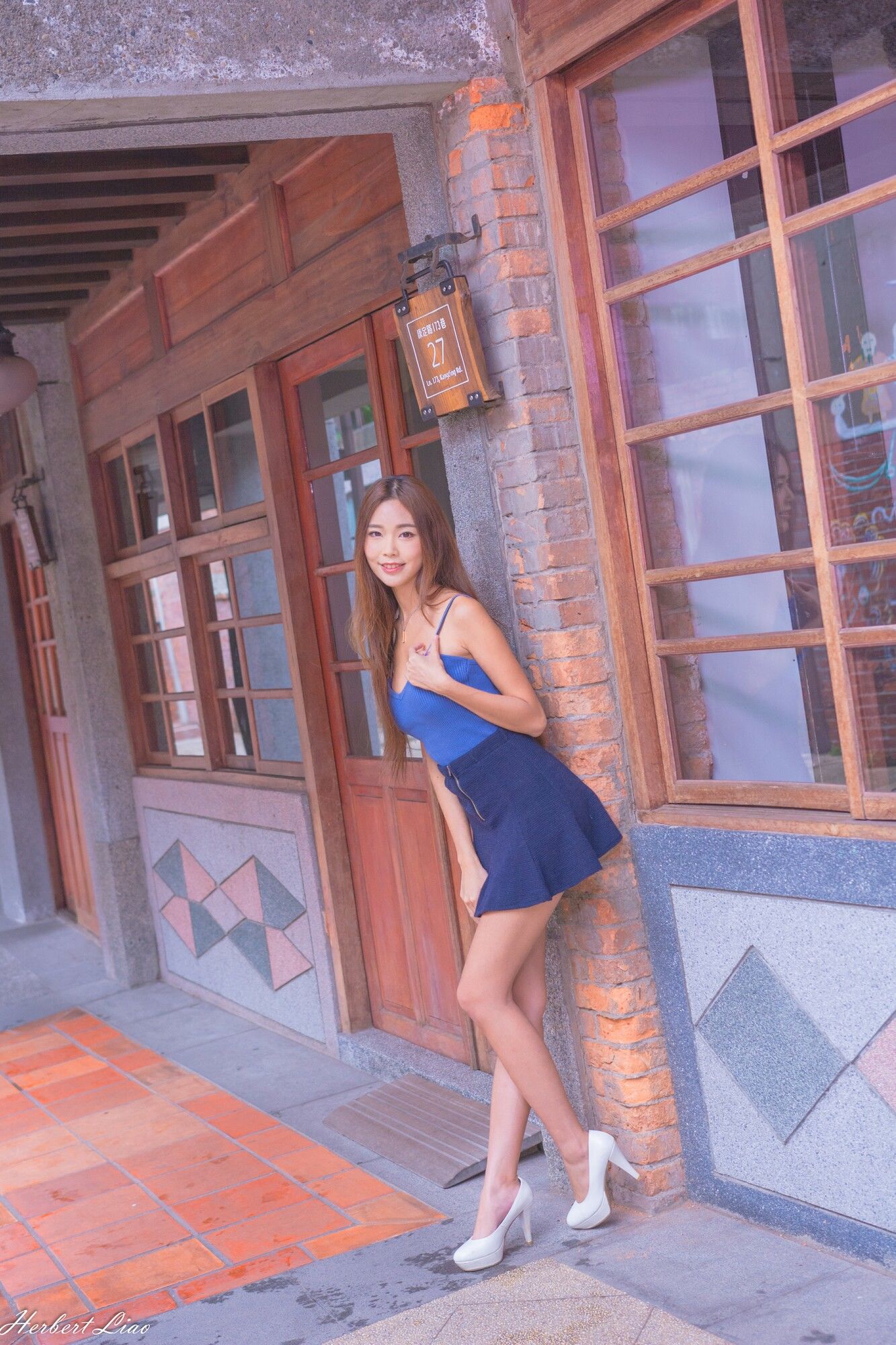 黄上晏《剝皮寮~超短裙外拍》-图38