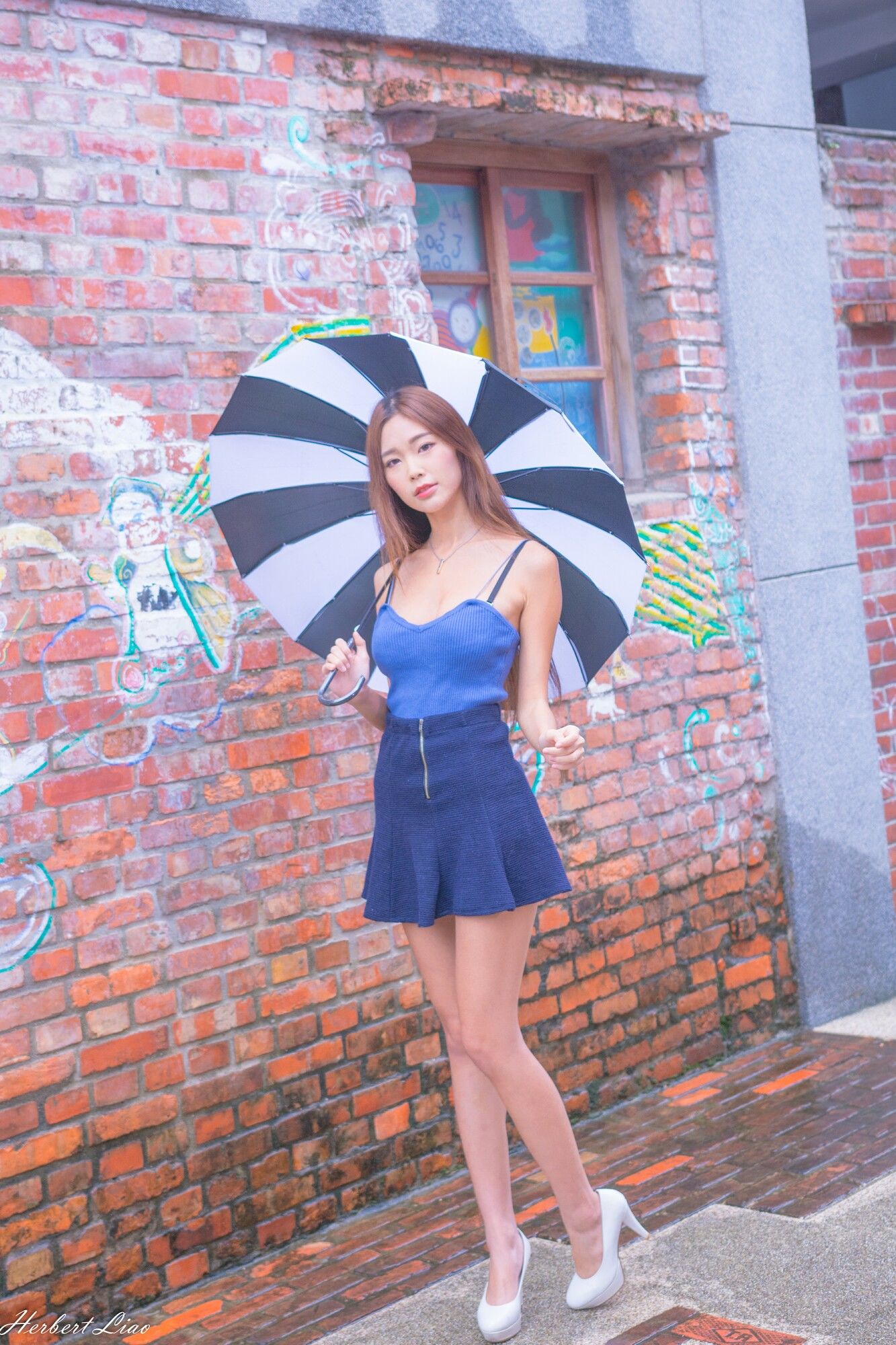 黄上晏《剝皮寮~超短裙外拍》-图5