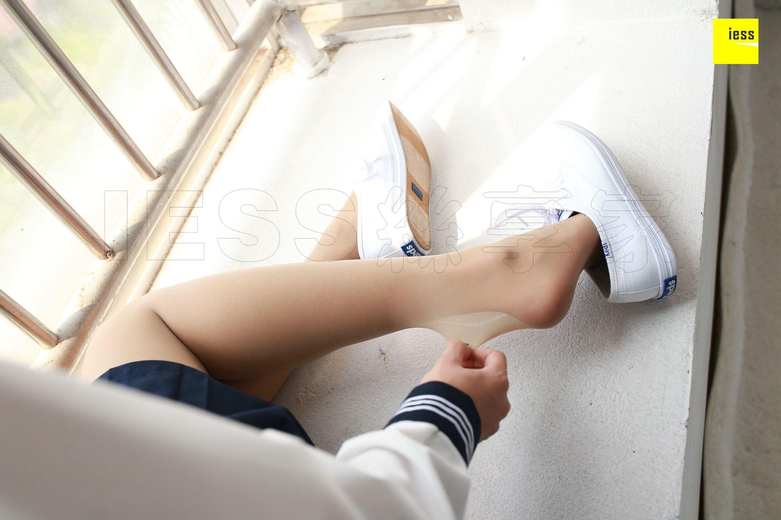 婉萍 《第一次涂指甲油的婉萍》  丝享家216-图19