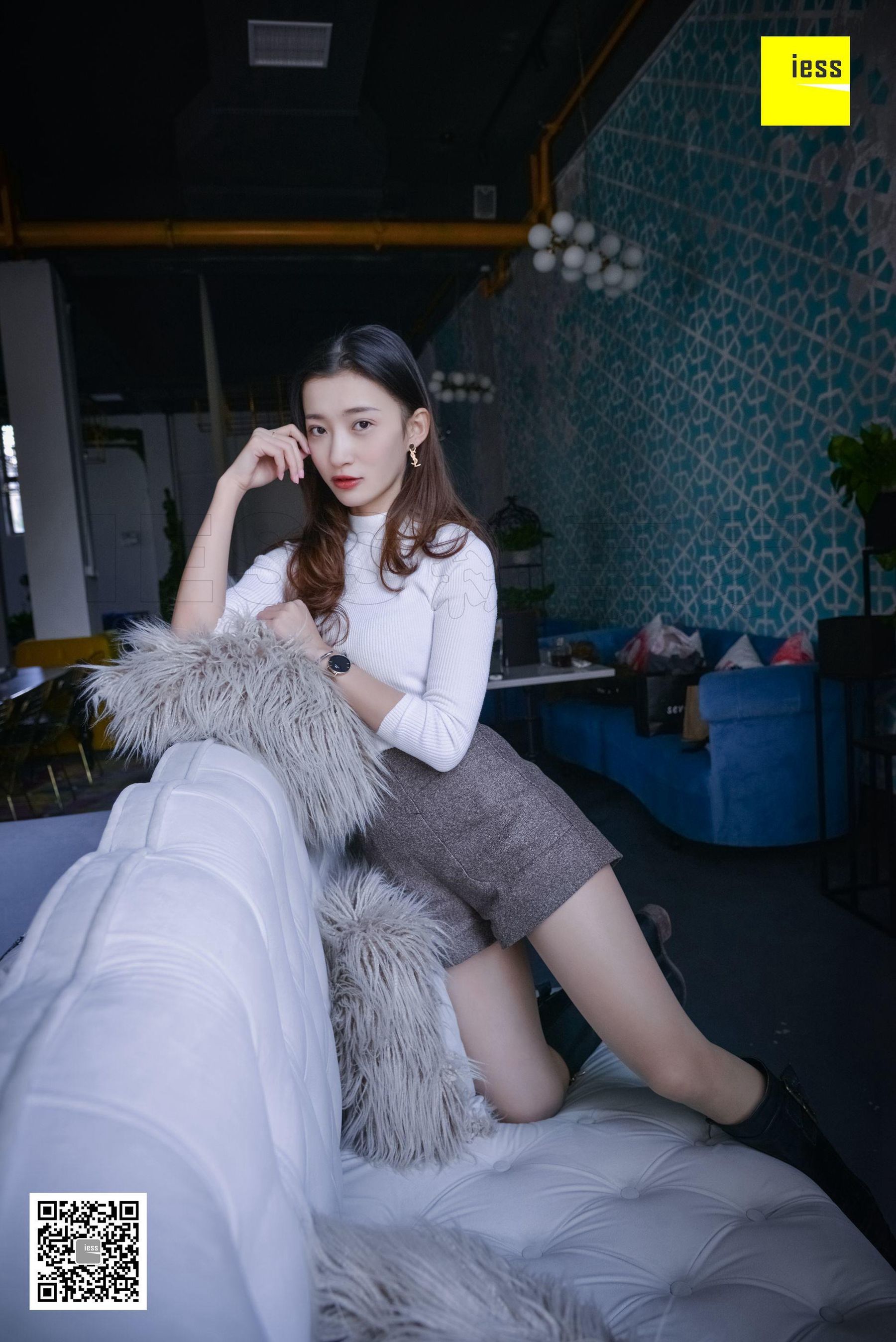 秋秋 《穿皮靴的舞蹈妹子》  丝享家217-图11