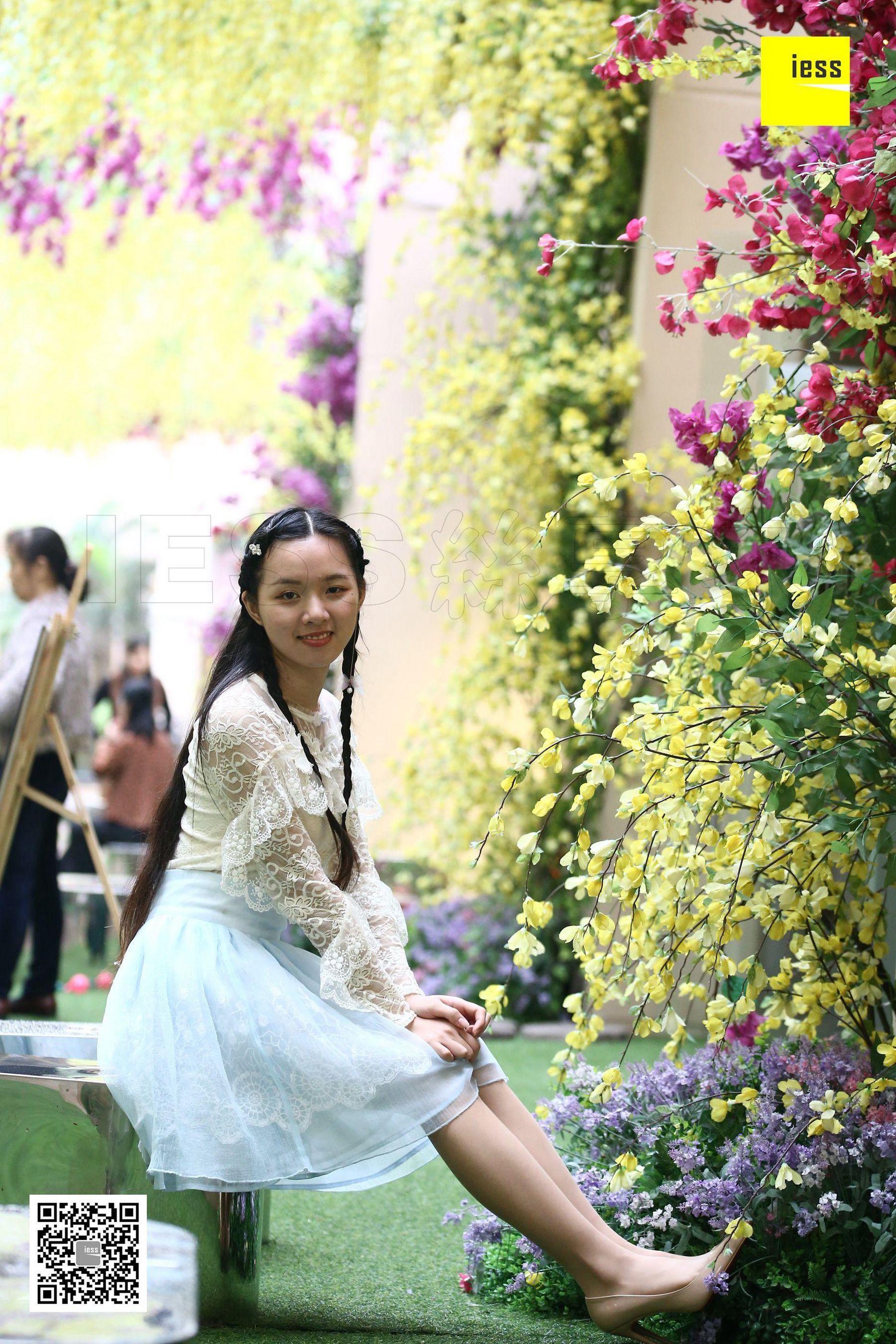 木木 《蕾丝花姑娘肉丝》  丝享家233-图1