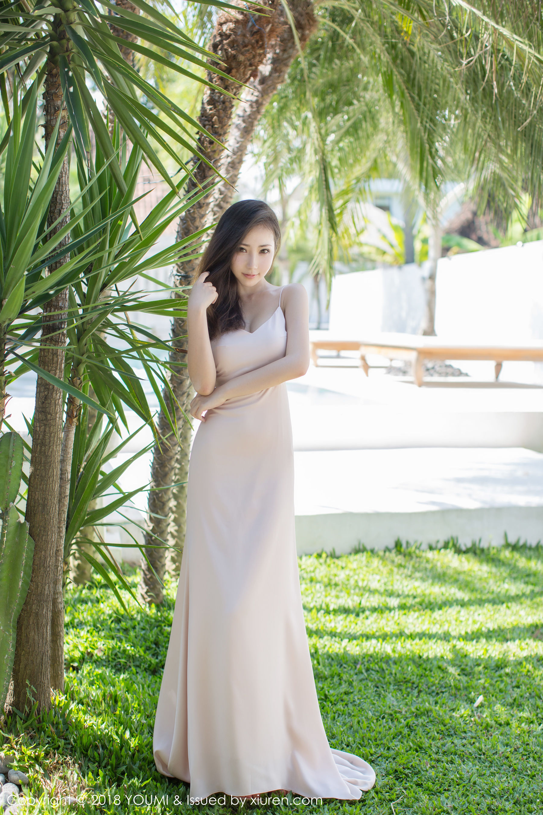 Yumi-尤美《优雅长裙+比基尼》  Vol.156-图4