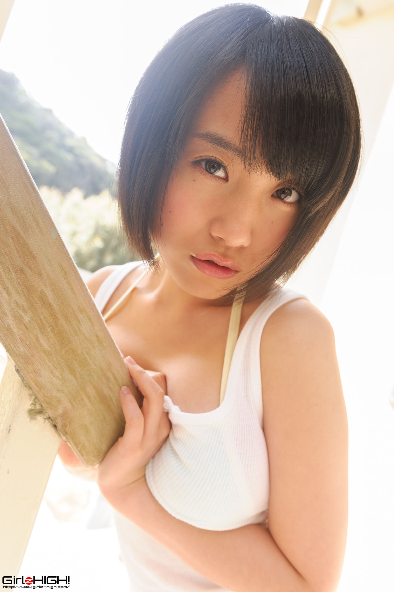 Mami Nagase 長瀬麻美 - 性感小背心 #g025 Gravure Gallery 03-图5