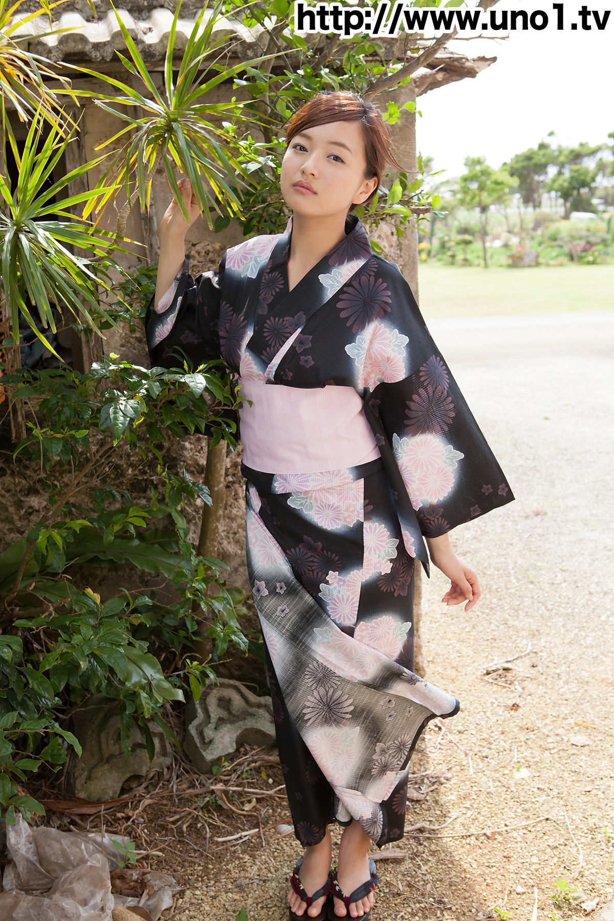 Mayumi Yamanaka 山中真由美 - 和服诱惑 - bgyu_002_005-图1