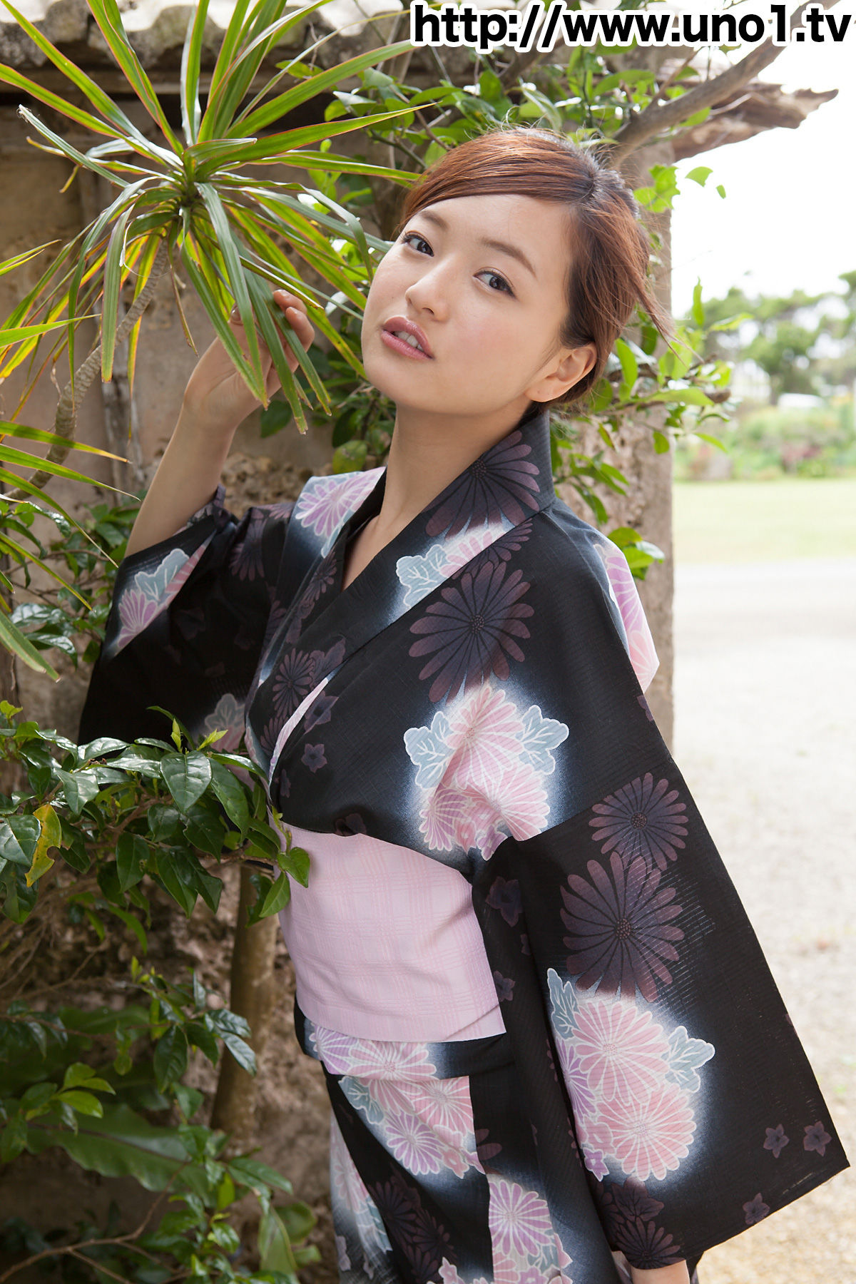 Mayumi Yamanaka 山中真由美 - 和服诱惑 - bgyu_002_005-图2