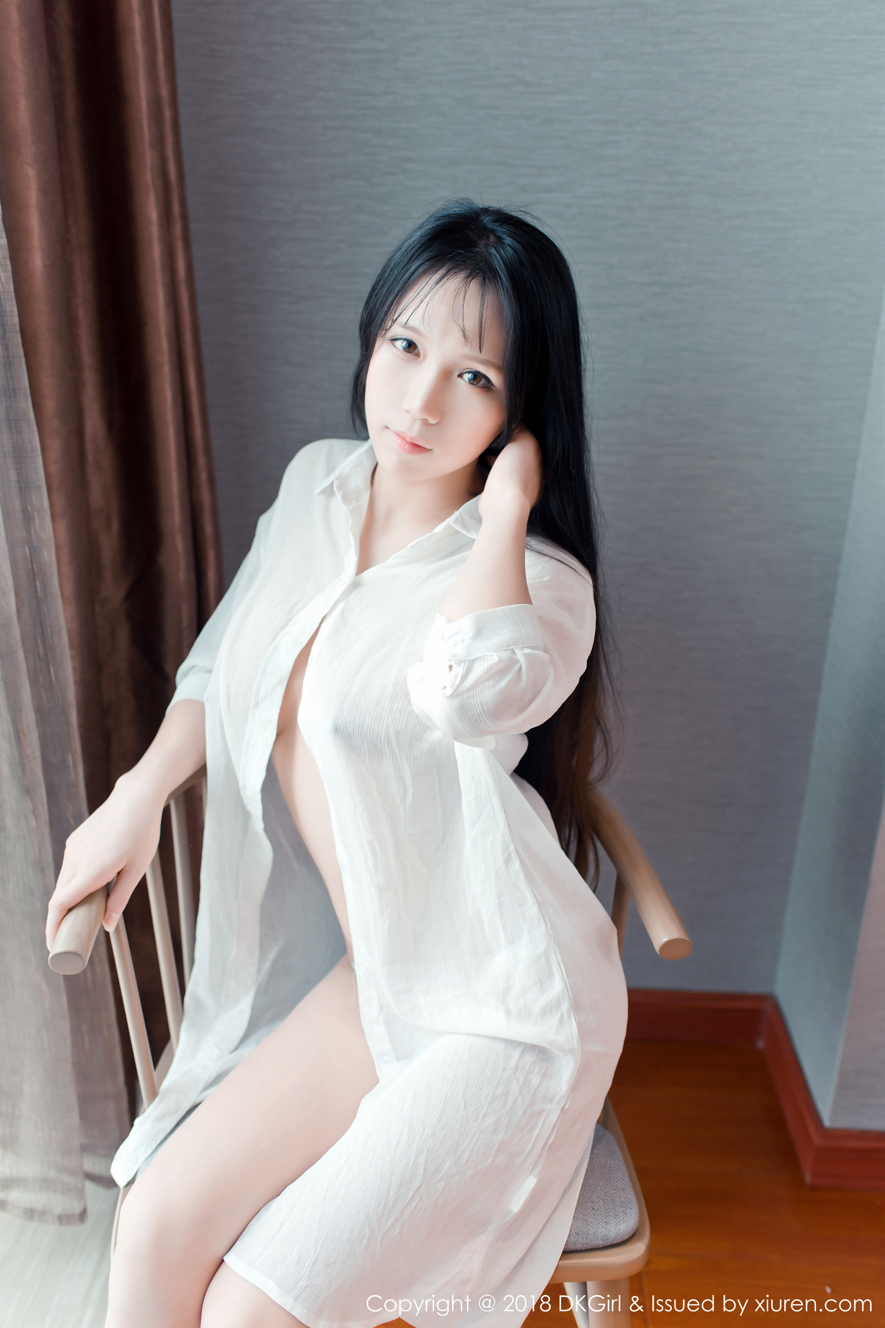 李可可《童颜巨乳，F乳真空演绎》  Vol.070-图1