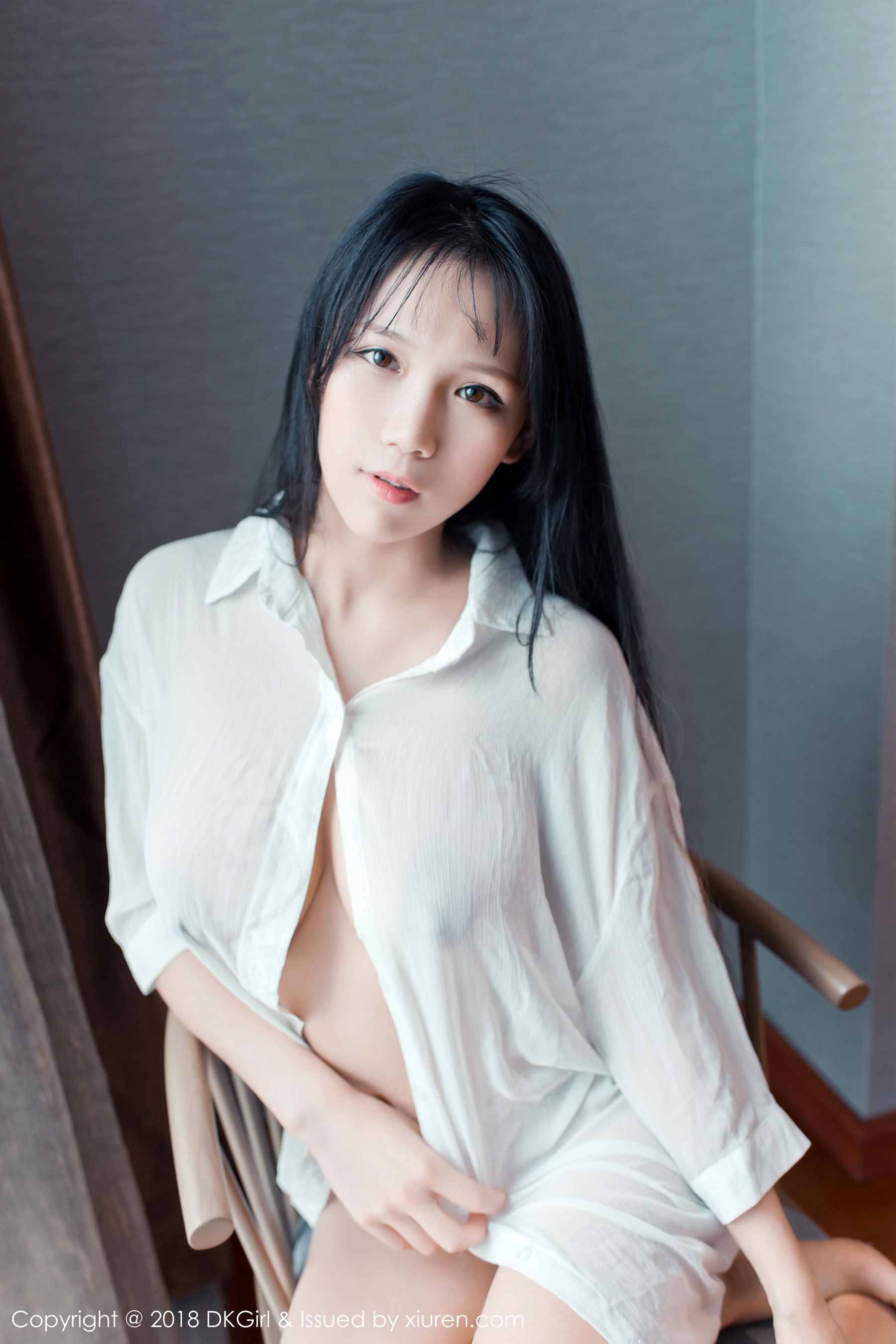 李可可《童颜巨乳，F乳真空演绎》  Vol.070-图4