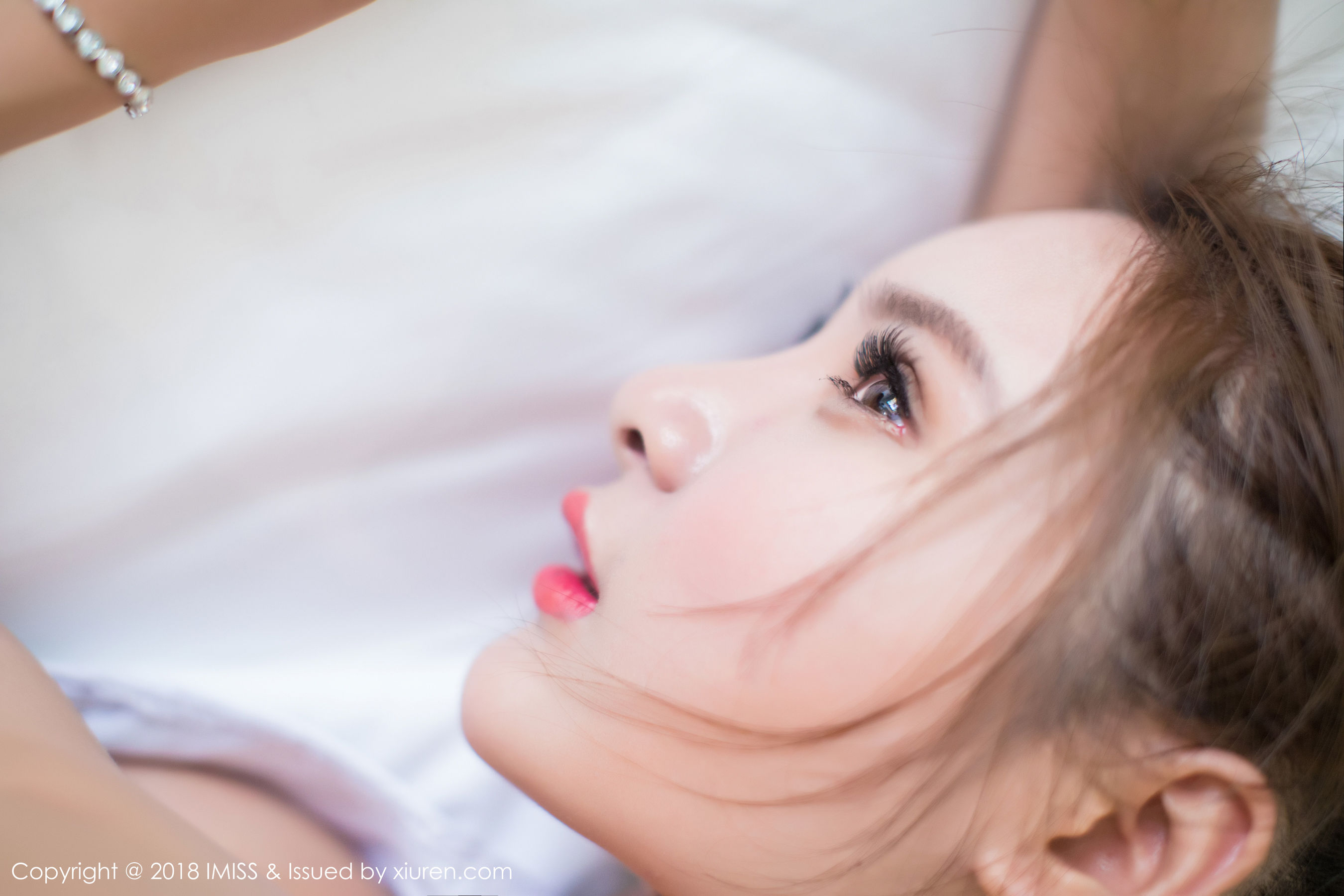 女神@SOLO-尹菲《丝袜美腿》  Vol.245-图37