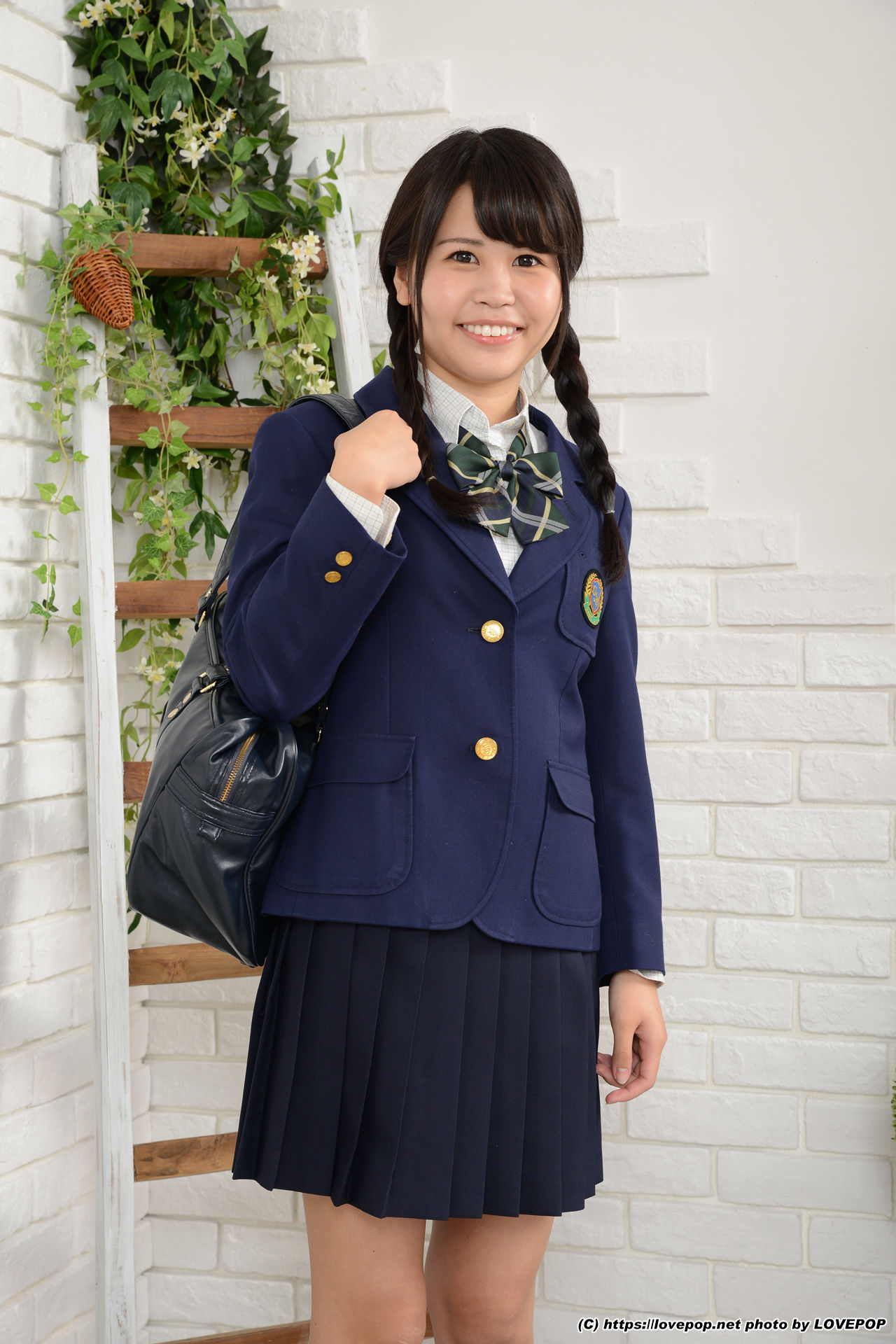 Miri Enomoto 榎本みり Photoset 01-图1