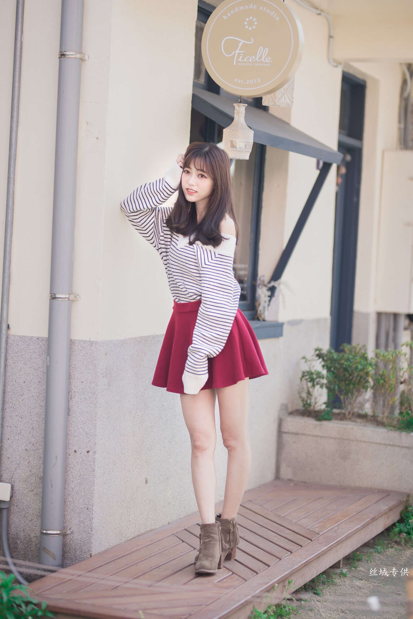 億億 審計新村 （两套服装）-图0