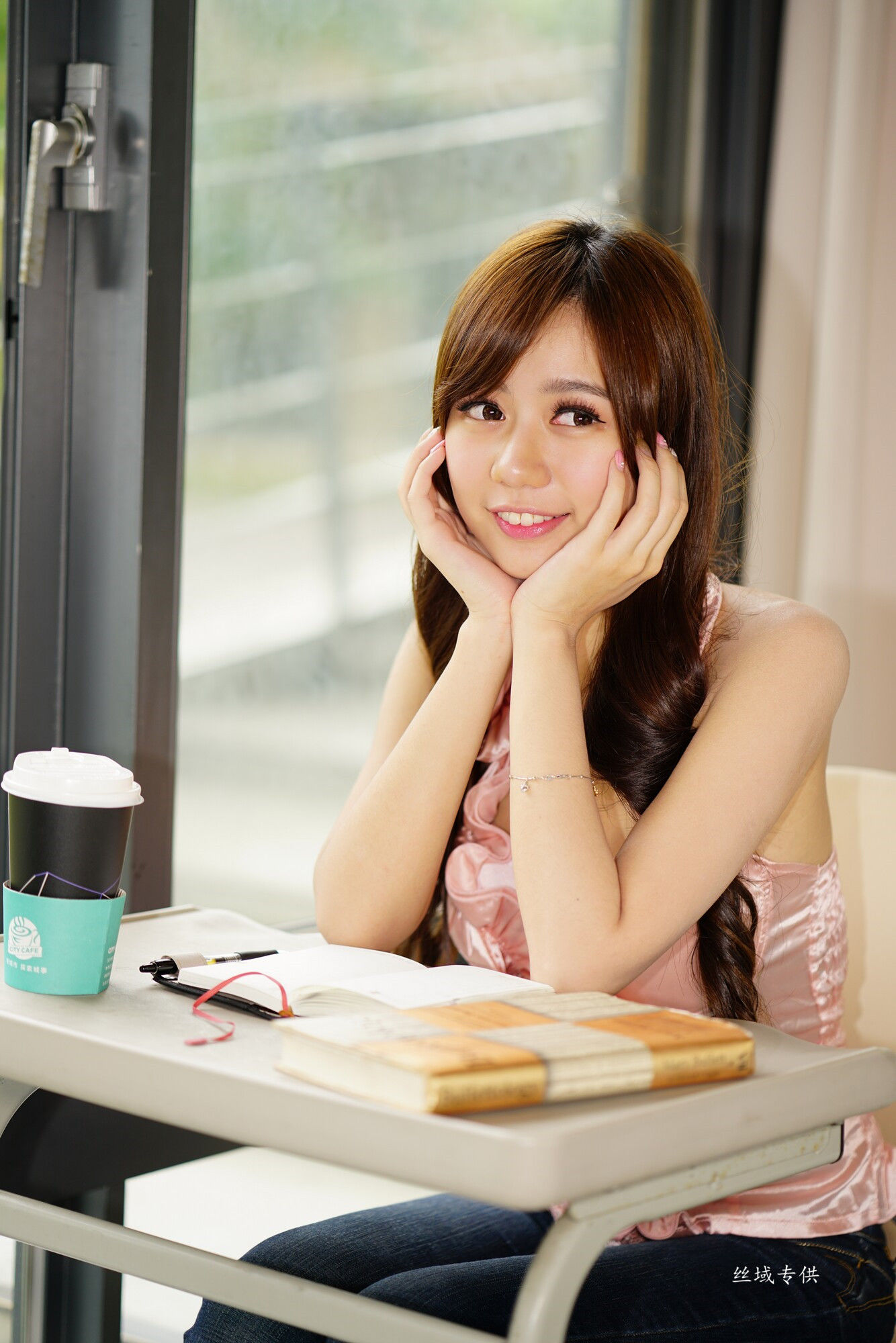 張芸菁 東海大學二校區～（教师OL套装）-图34