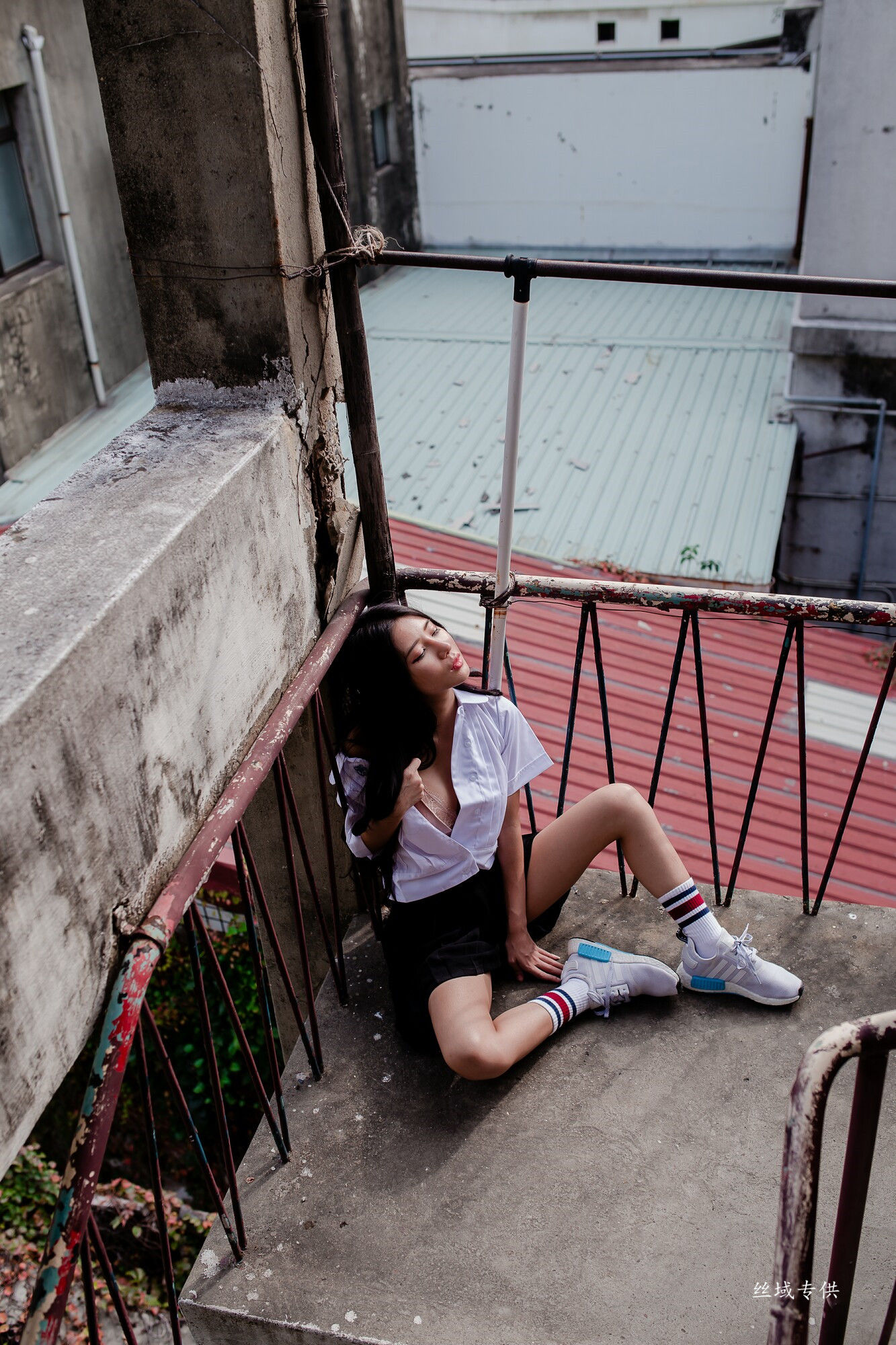 沈綺綺 水手服內衣外拍 三套服装-图33