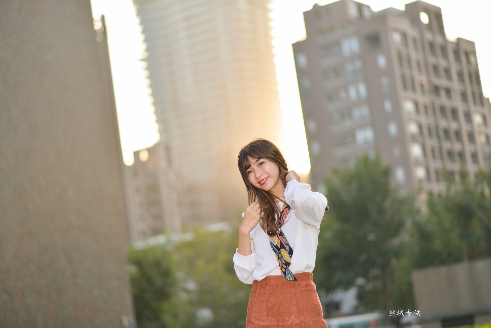 題題 國美館.時裝 黑丝小妹短裙街拍-图125