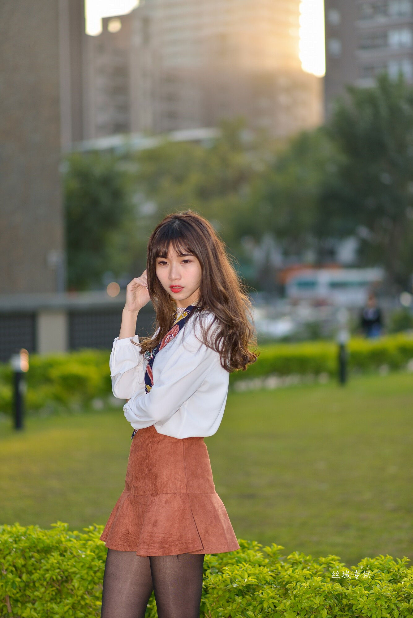 題題 國美館.時裝 黑丝小妹短裙街拍-图131