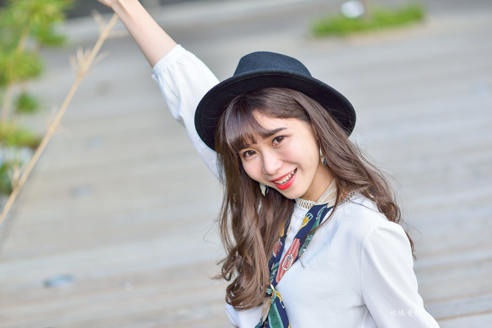 題題 國美館.時裝 黑丝小妹短裙街拍-图22