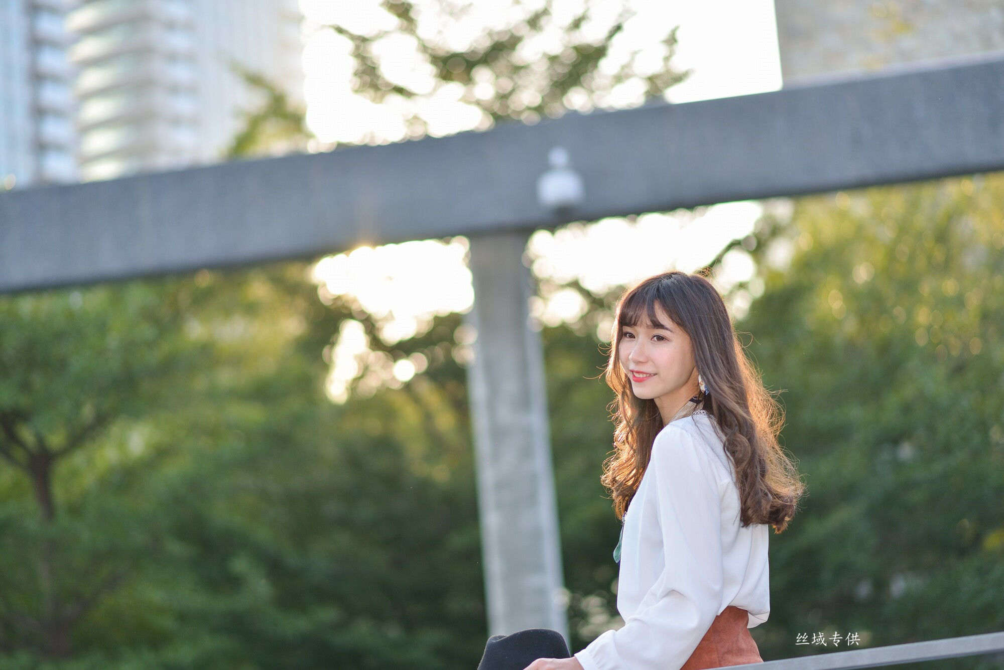 題題 國美館.時裝 黑丝小妹短裙街拍-图70