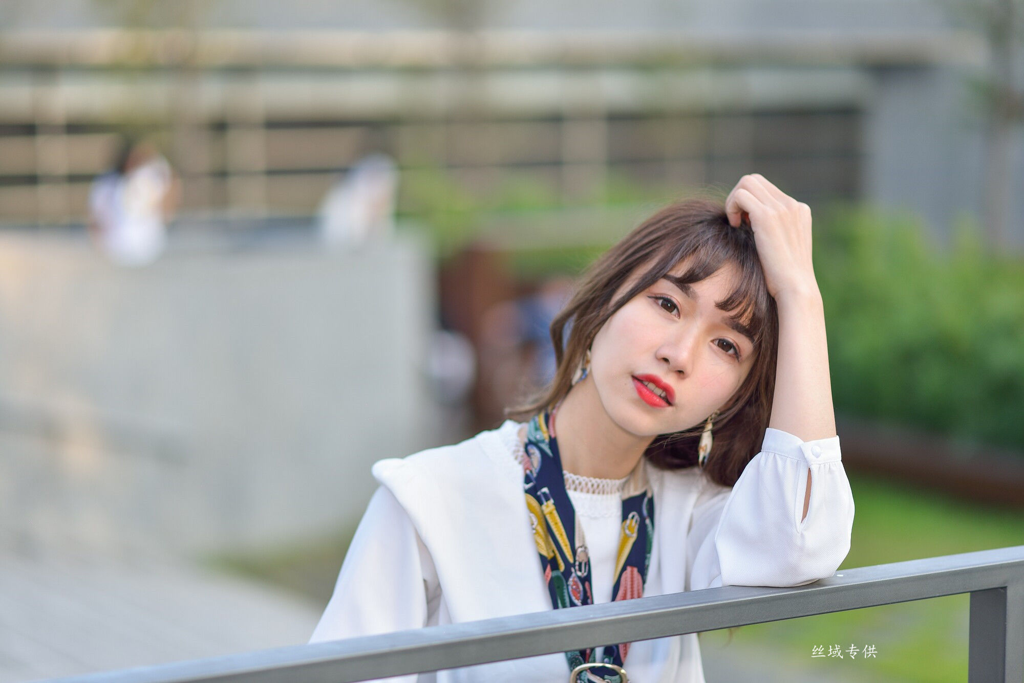 題題 國美館.時裝 黑丝小妹短裙街拍-图96