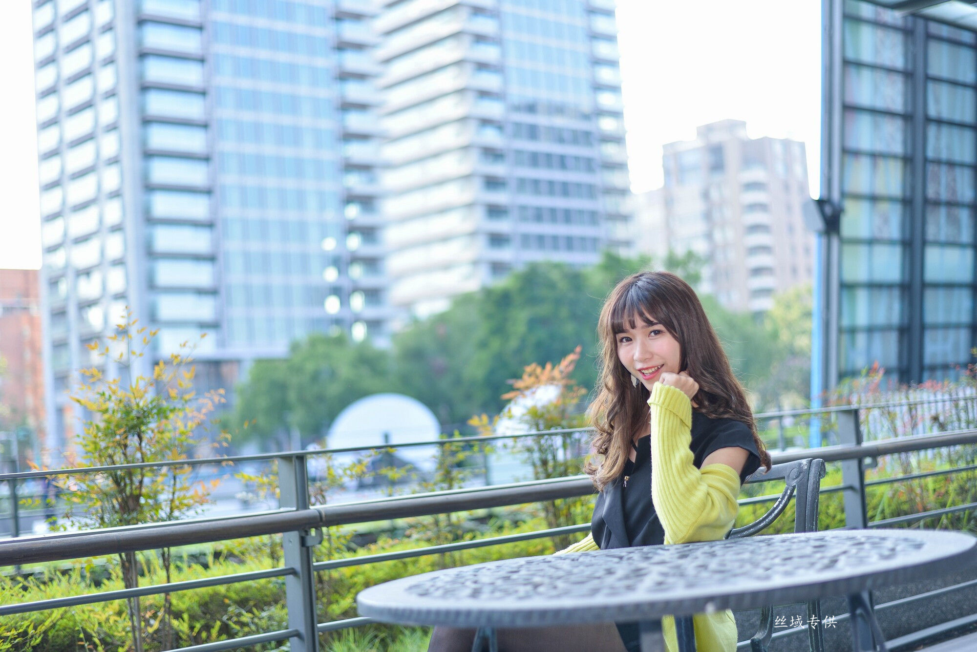 題題 國美館.時裝 黑丝街拍-图16