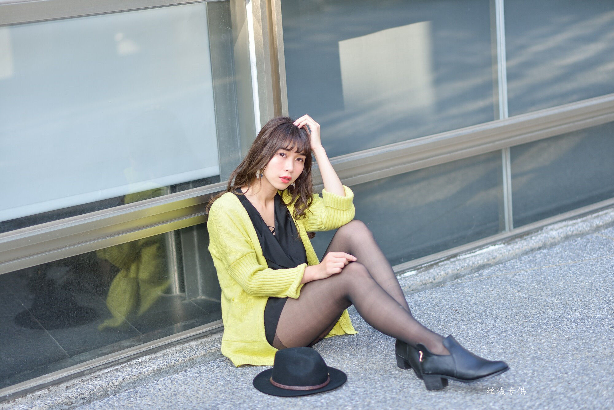 題題 國美館.時裝 黑丝街拍-图86