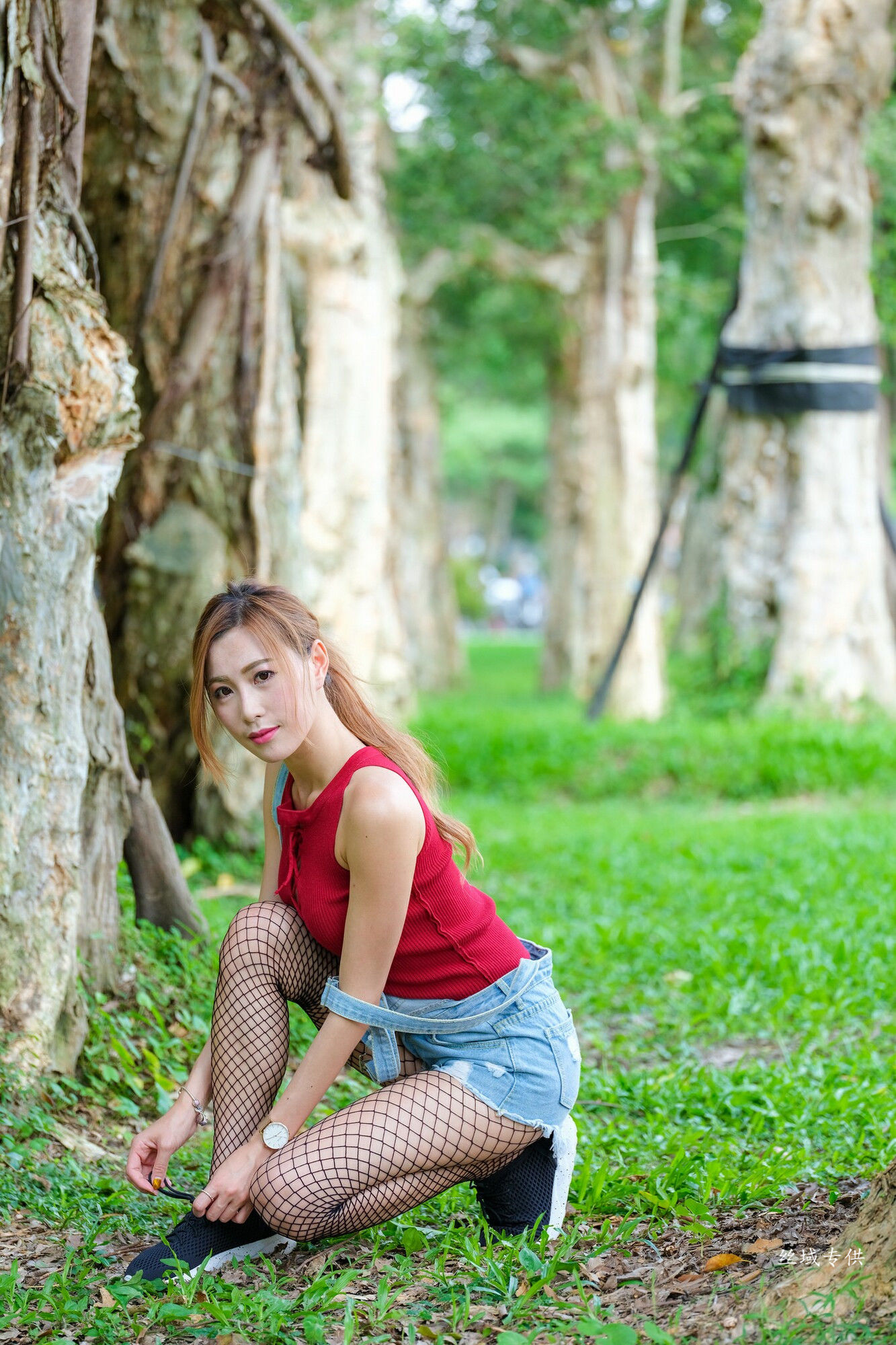 黄艾比 外拍服装（网袜）-图13