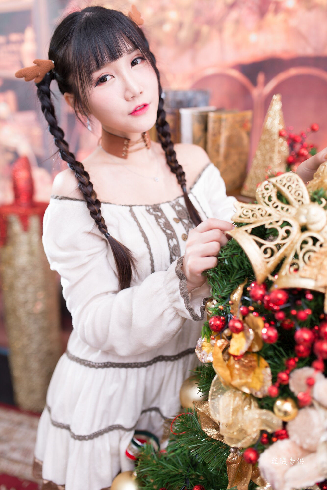 喬喬兒 琴棚-图2