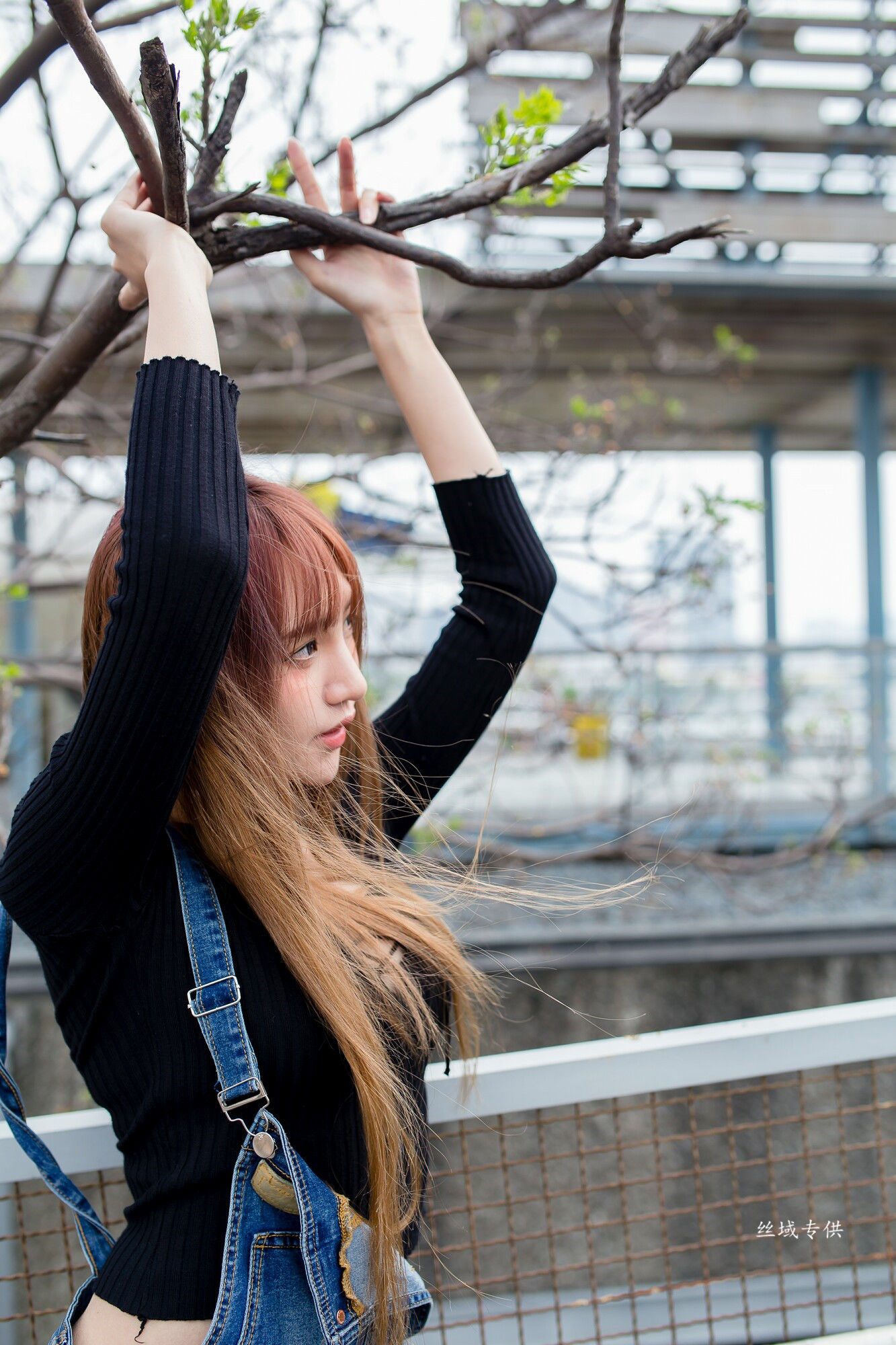 比比 牛仔紧身裤-图20