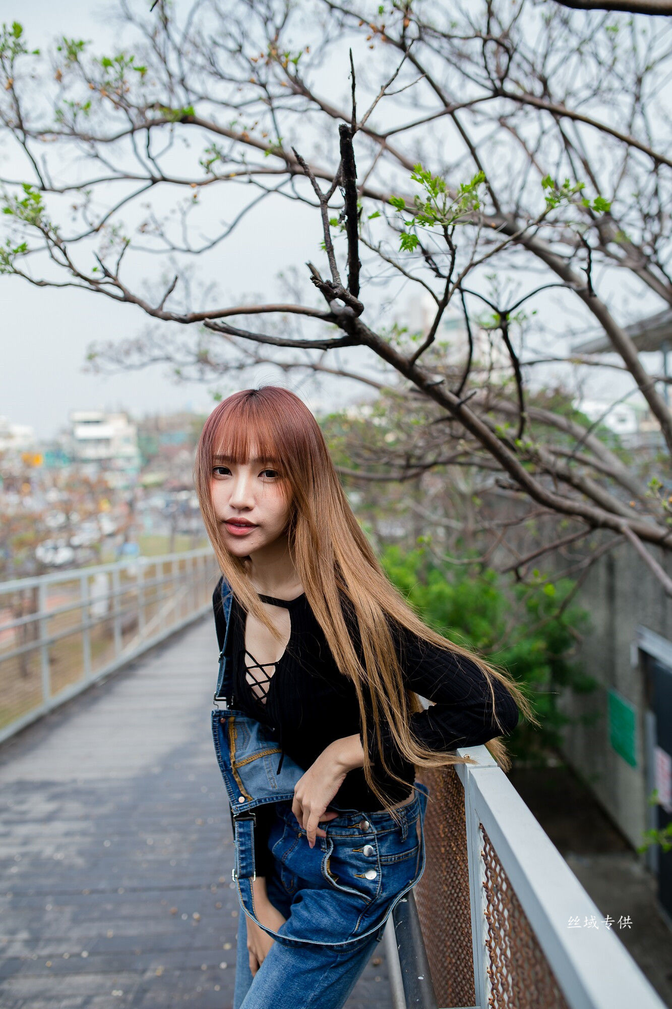 比比 牛仔紧身裤-图23