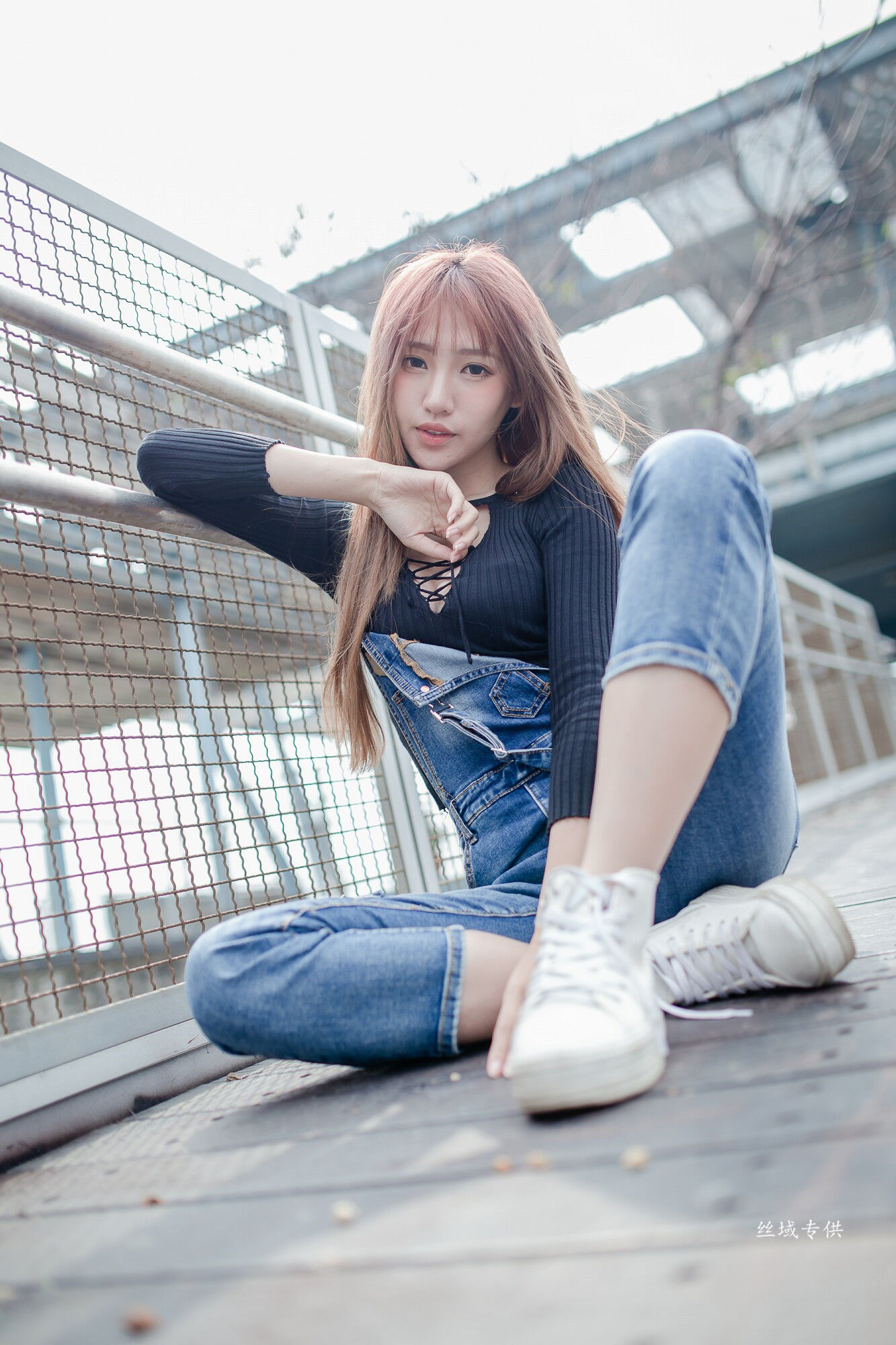 比比 牛仔紧身裤-图31