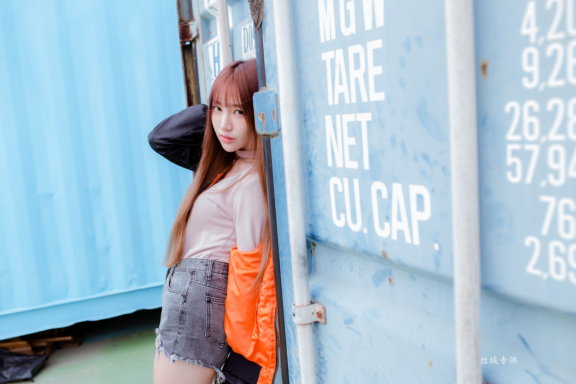 比比 长靴热裤-图0