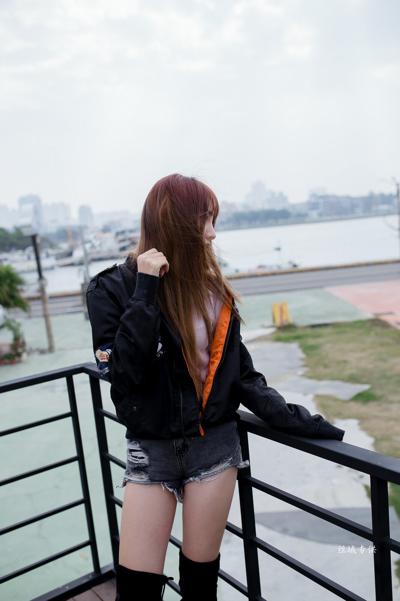 比比 长靴热裤-图11