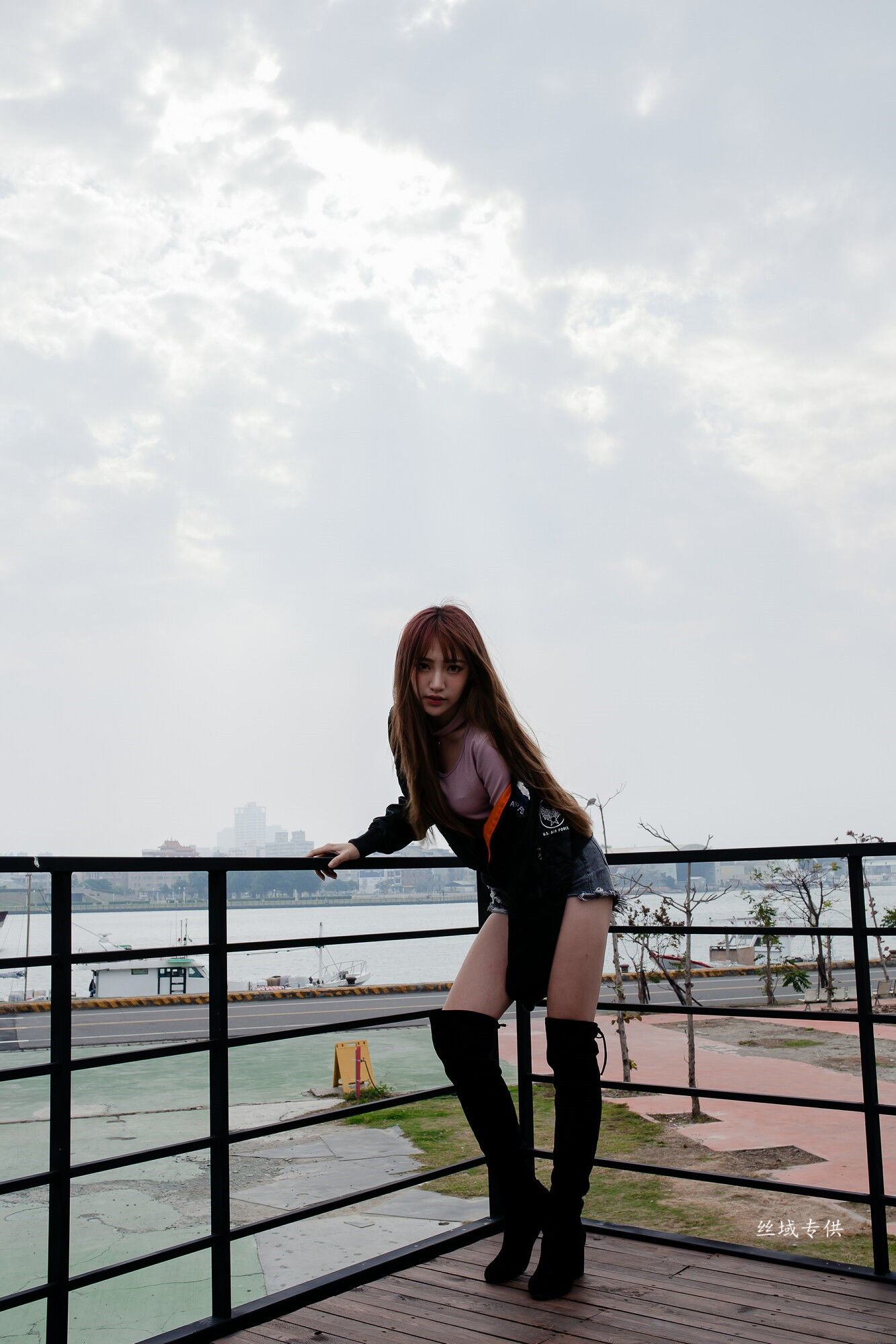 比比 长靴热裤-图17