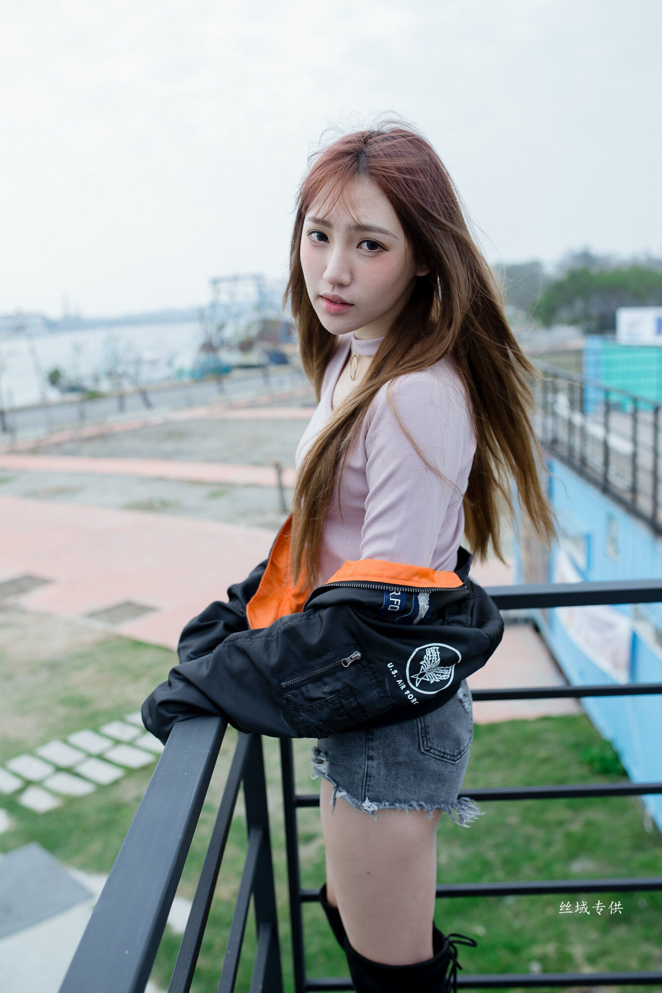 比比 长靴热裤-图20