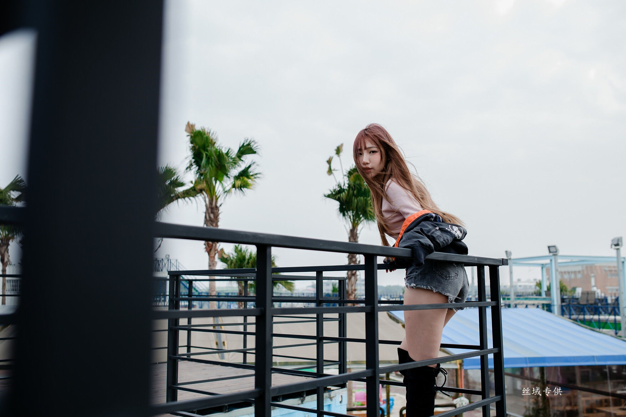 比比 长靴热裤-图23