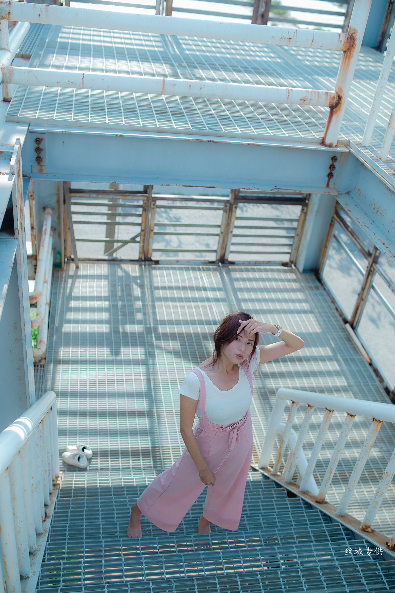 方唯真 制服-图2