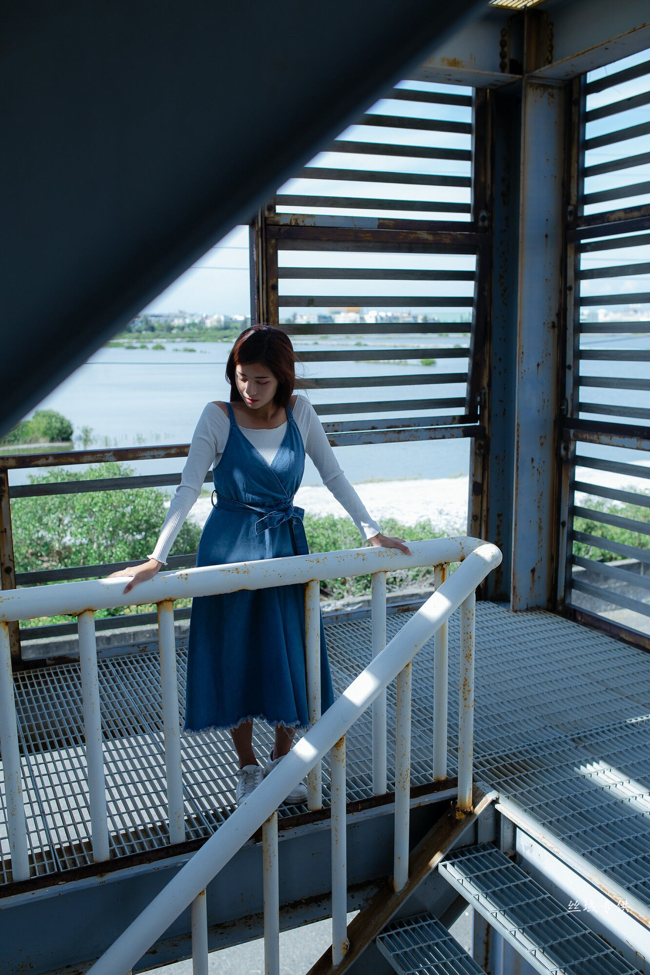 方唯真 长裙-图0