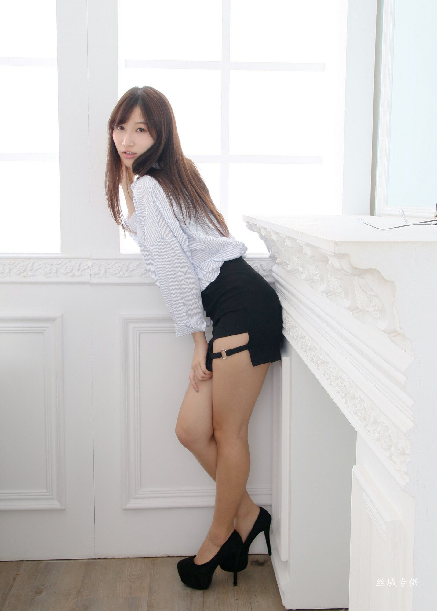 小筑兒 55棚拍 高跟OL-图35