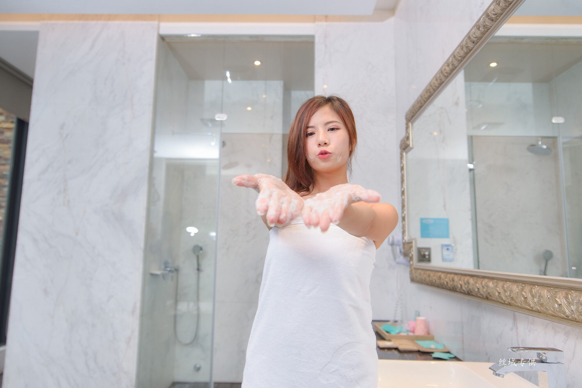 方唯真 芭蕾.性感旅拍 浴室-图42
