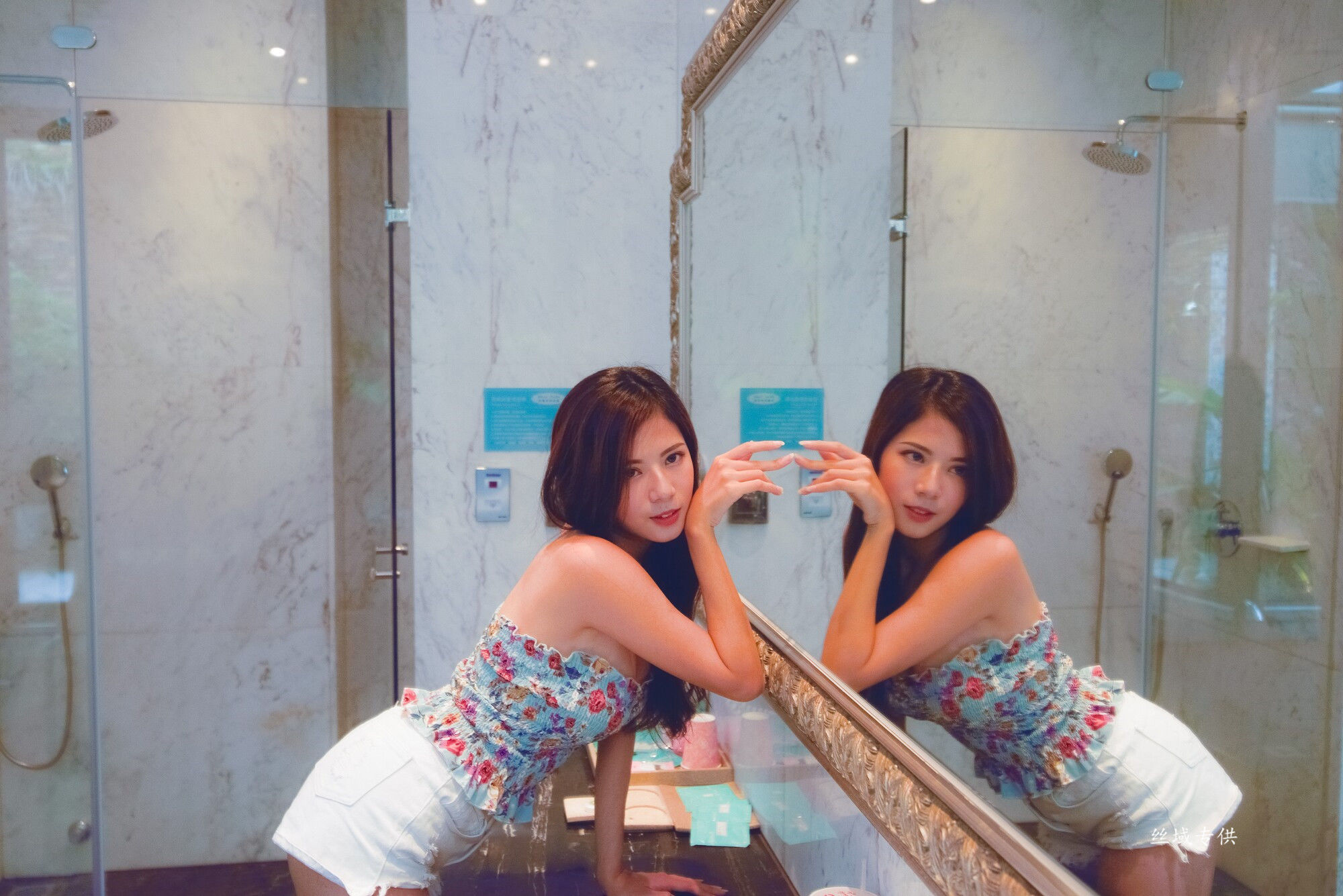 方唯真 芭蕾.性感旅拍 浴室-图6