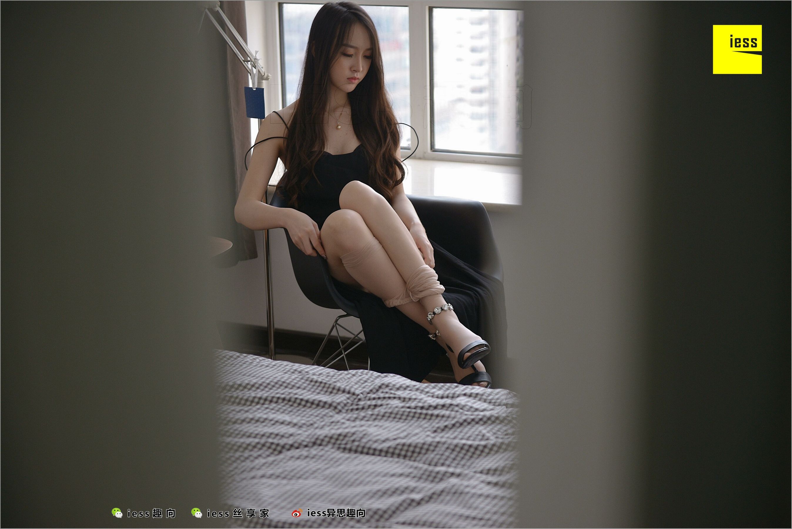 丝足便当253 云芝 《高衩长裙下的脱袜诱惑》-图92