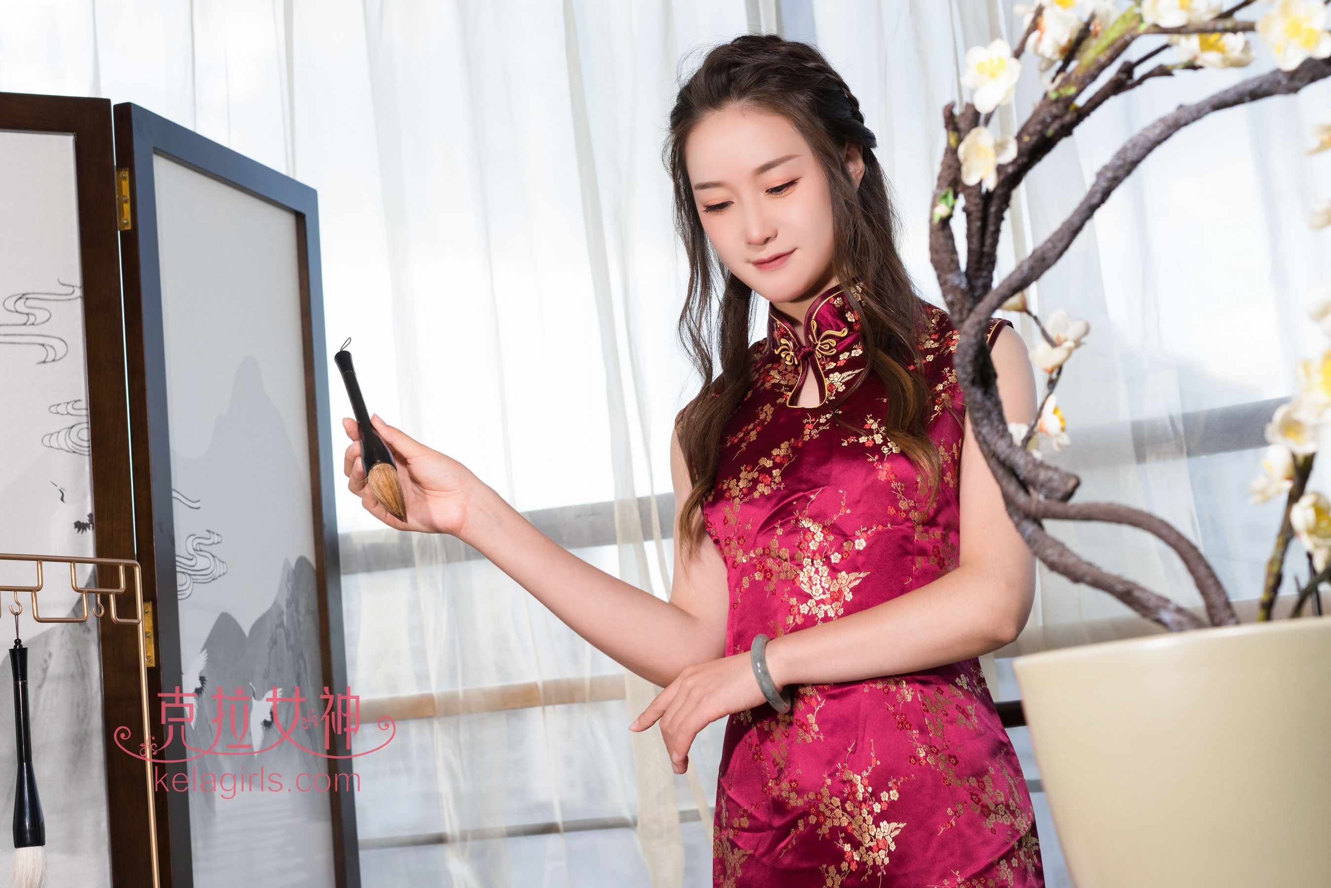 杨暖 皎若秋月-图0
