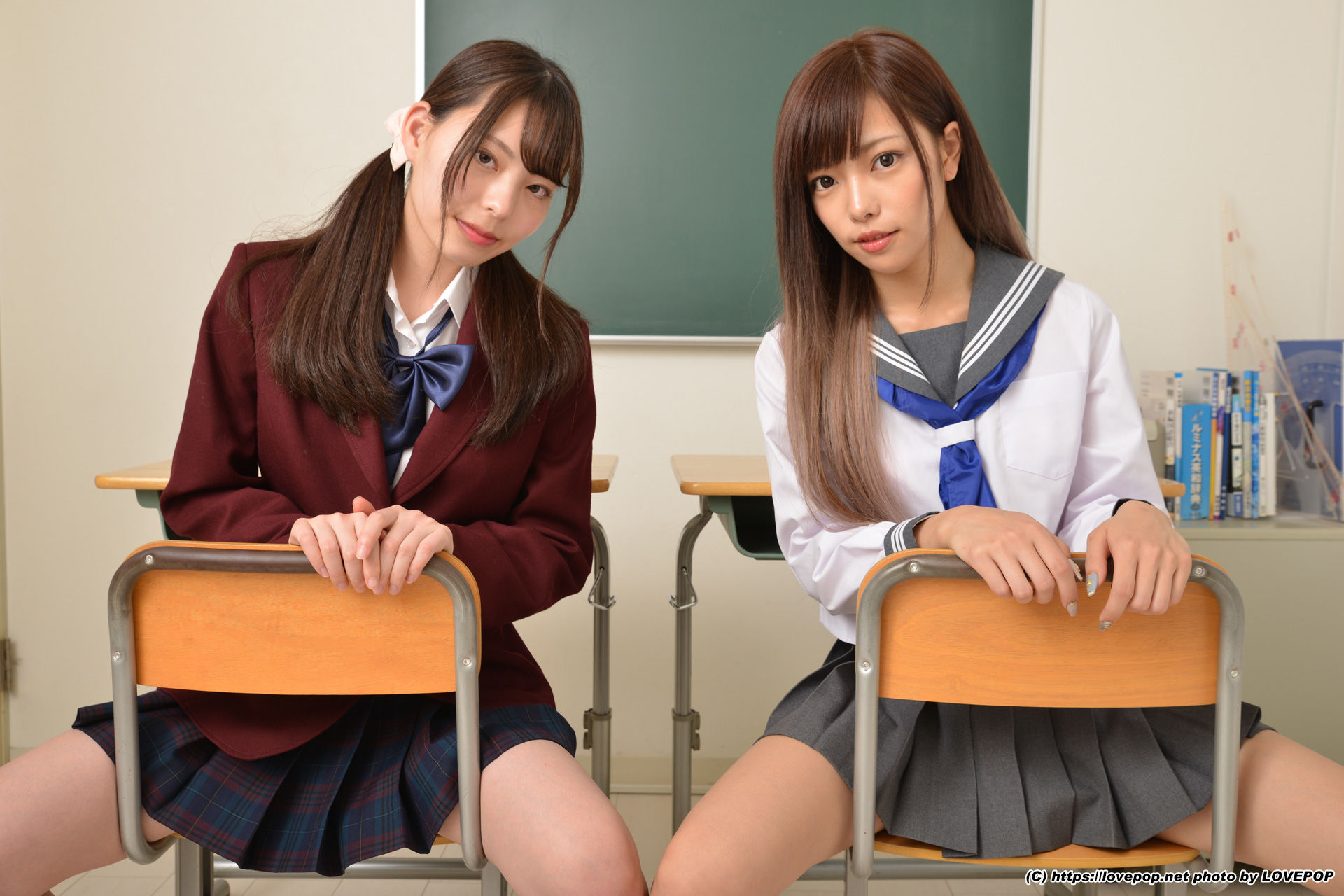 Chiaki Narumi 鳴海千秋 & Aya Hirose 広瀬あや Photoset 01-图41