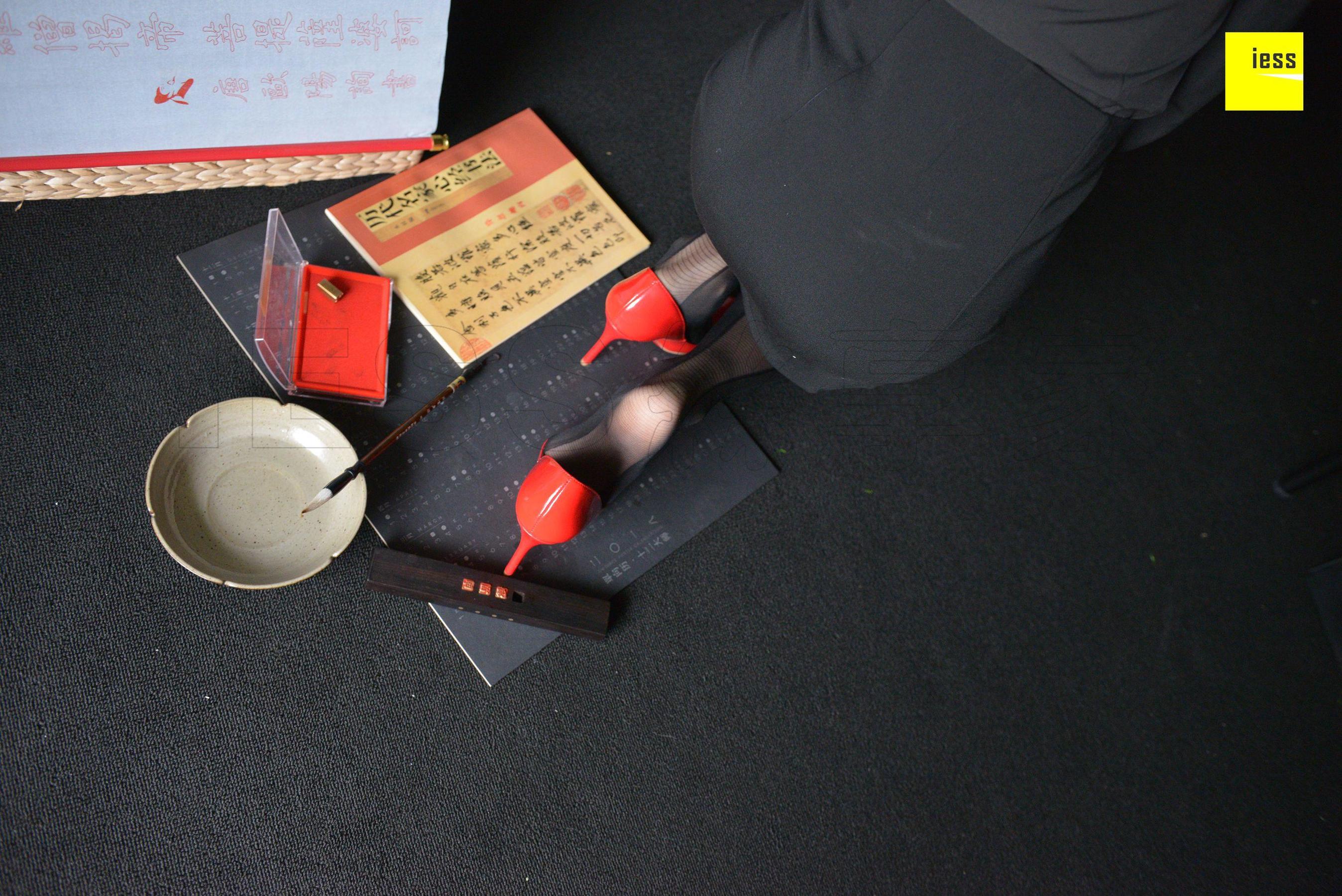 丝享家317 辣妈君君 《辣妈黑色时装袜》-图79