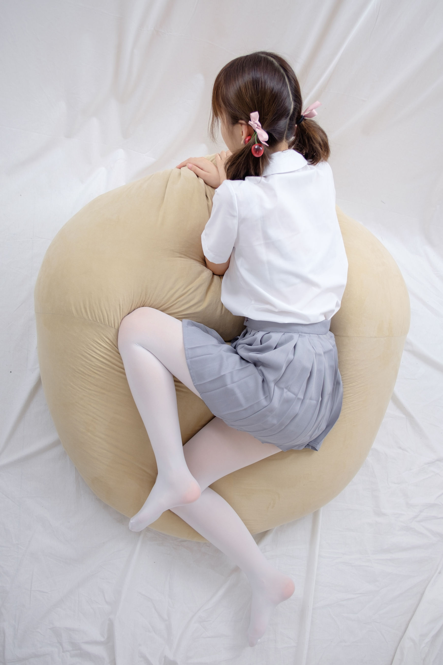 R15-025 白丝足控-图22