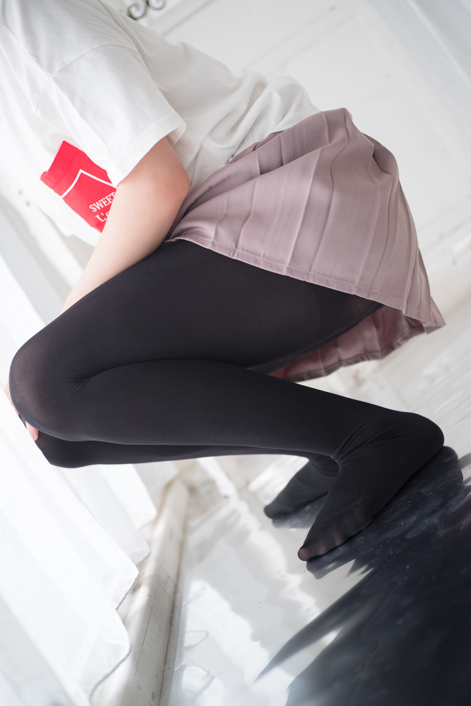 R15-029 慢慢脱下你的黑丝-图48