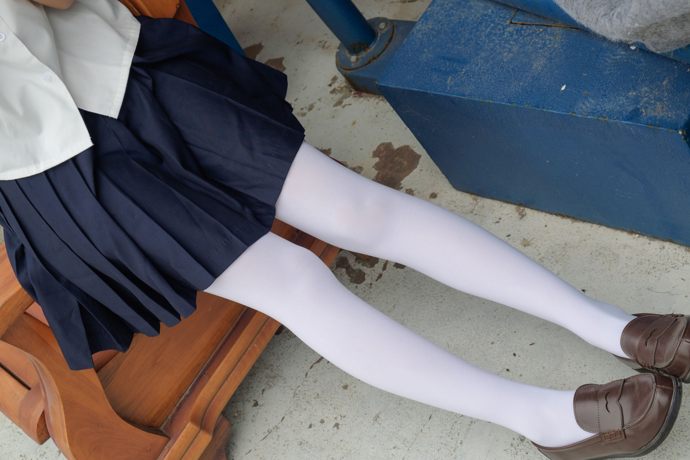 R15-034 户外白丝秀-图24