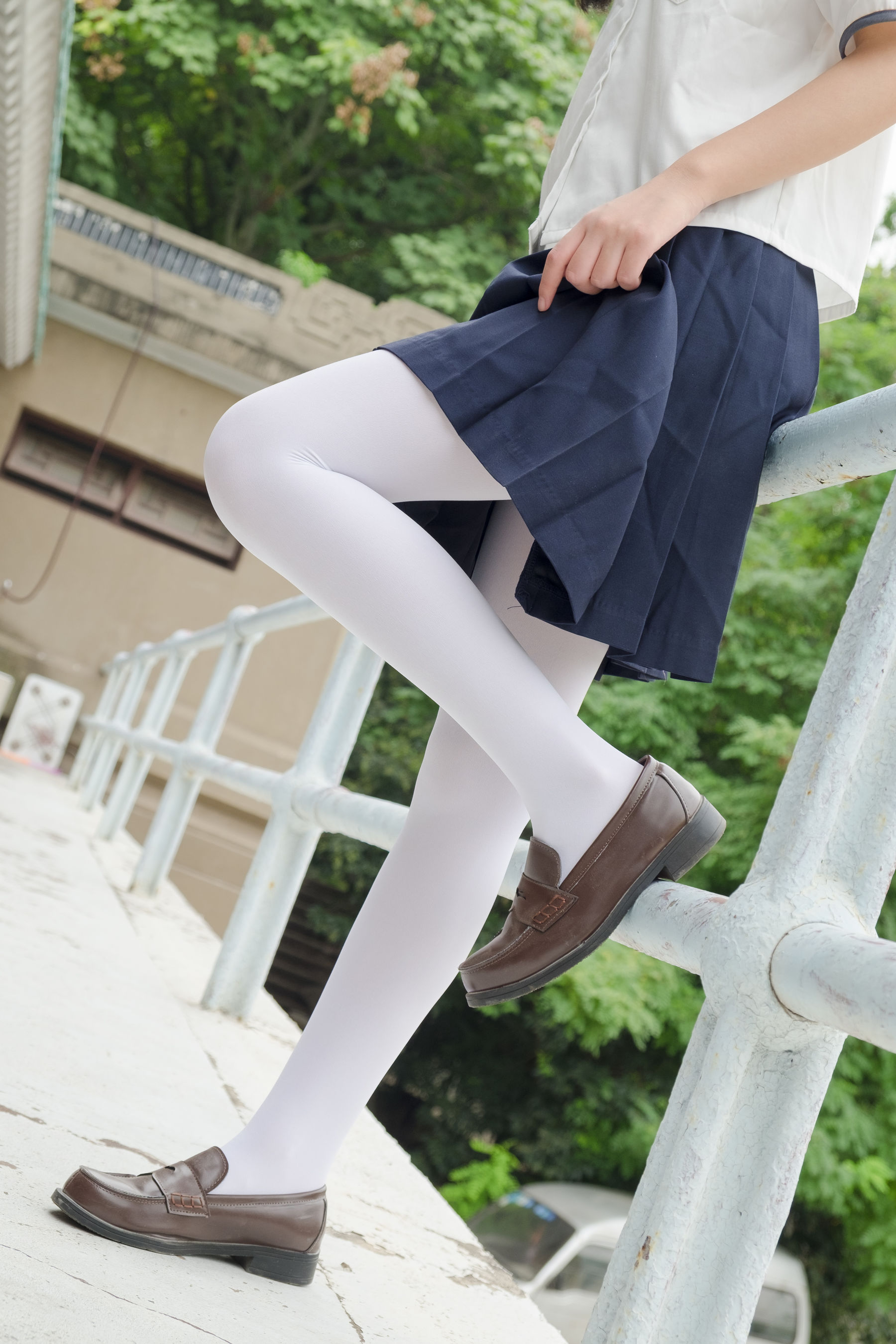 R15-034 户外白丝秀-图34