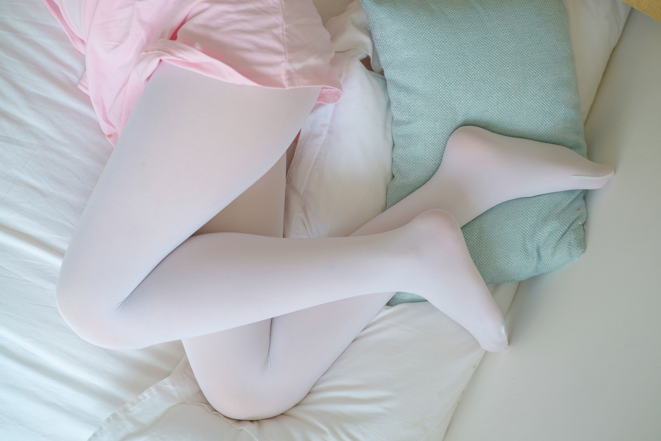 R15-035 粉红少女白丝美足-图42