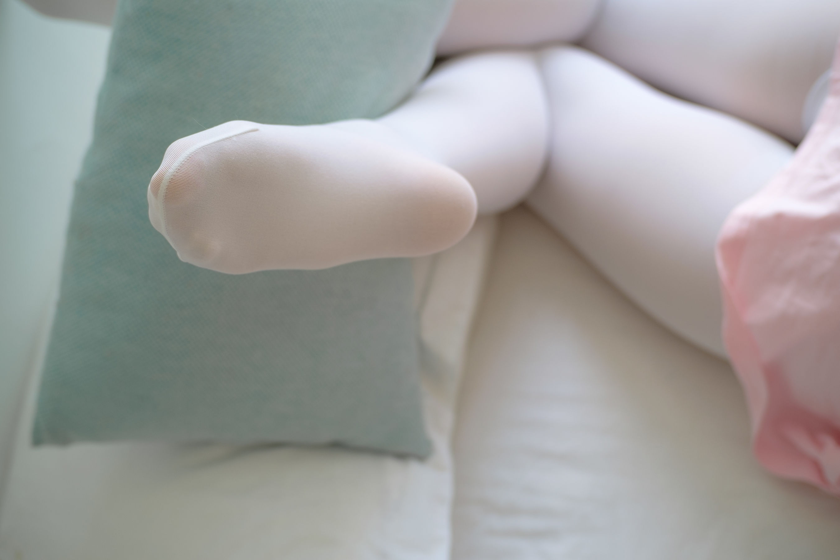 R15-035 粉红少女白丝美足-图56